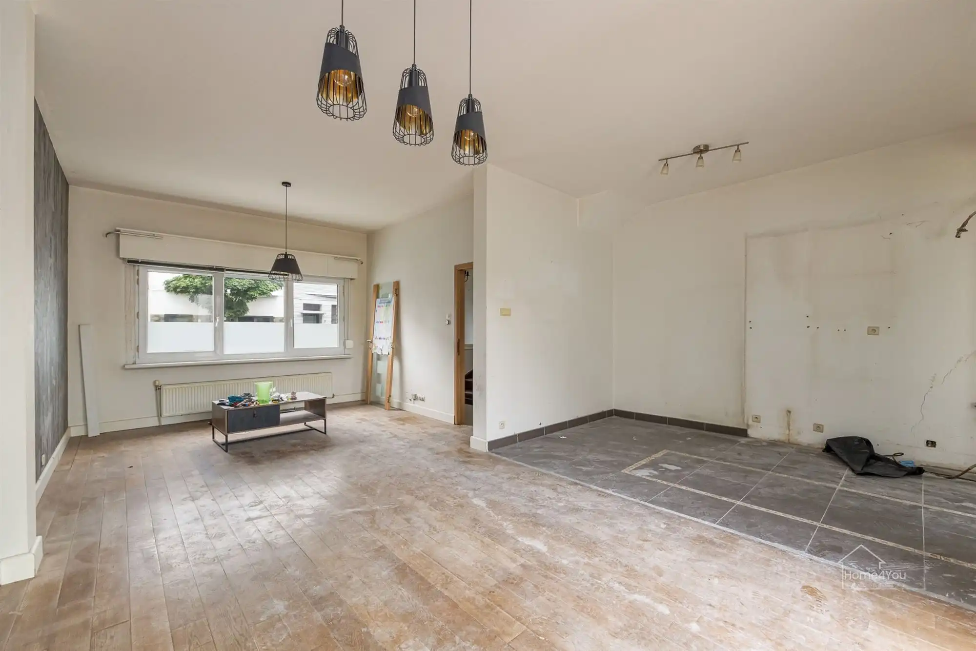Af te werken woning met tal van mogelijkheden op een uitstekende locatie te Wilrijk foto 4