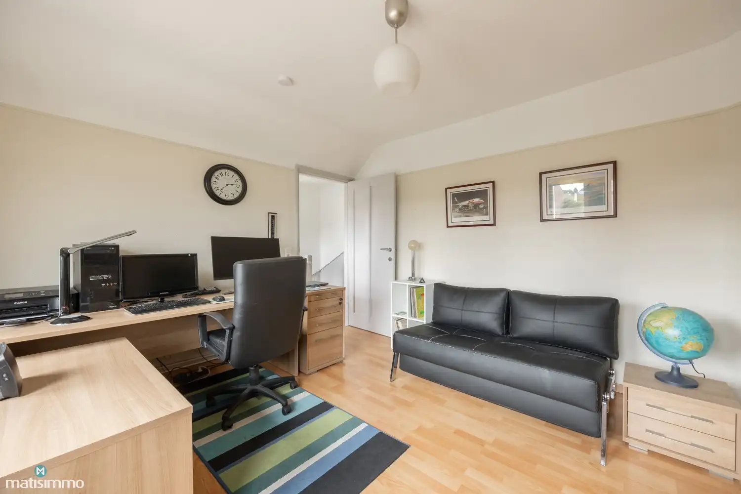 INSTAPKLAAR GERENOVEERDE WONING MET 3 SLAAPKAMERS, GARAGE, CARPORT EN PRACHTIGE TUIN NABIJ HET KANAAL EN DE MAAS IN LANAKEN foto 25