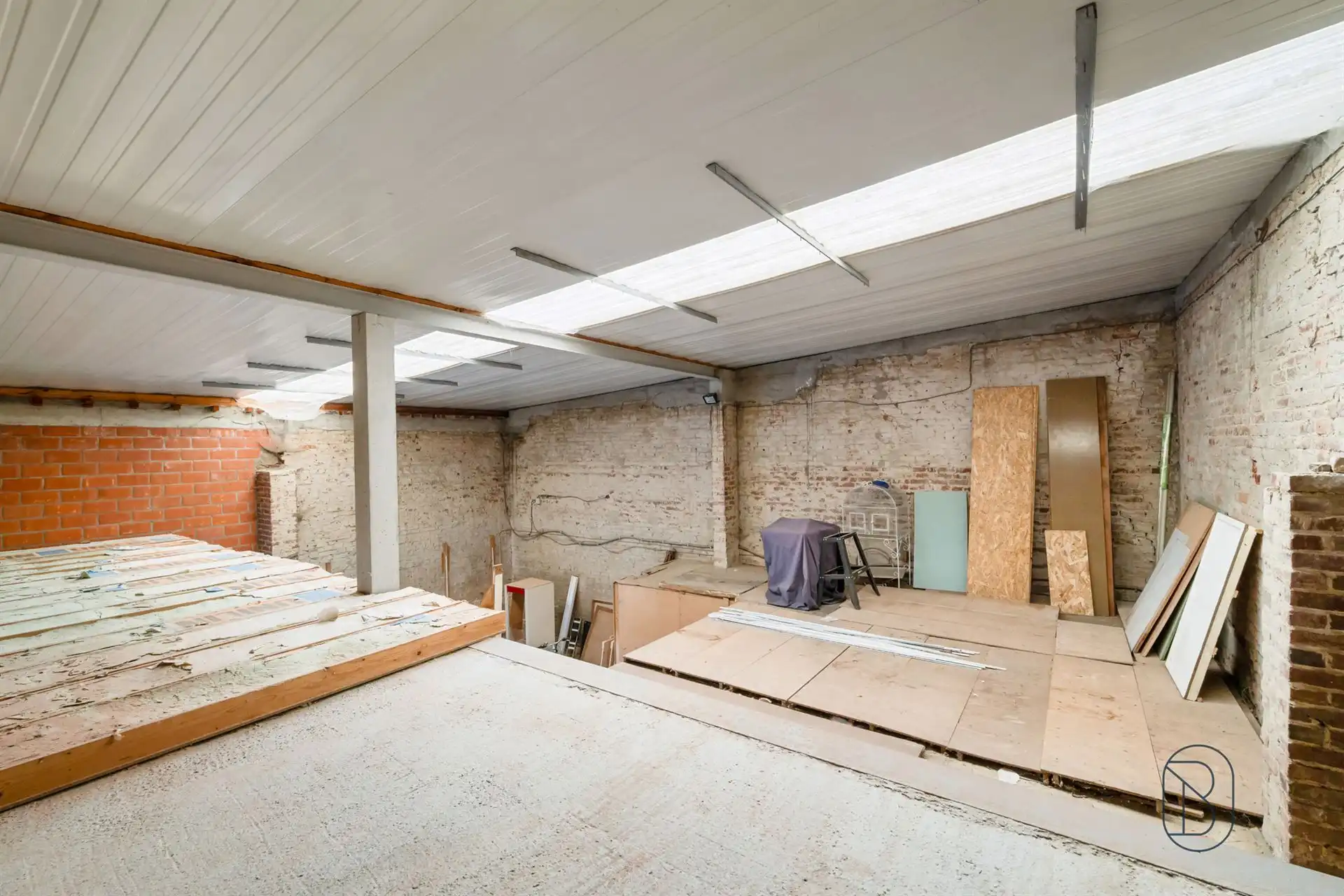 Loods, magazijn en handelsruimte in Ooigem! foto 14