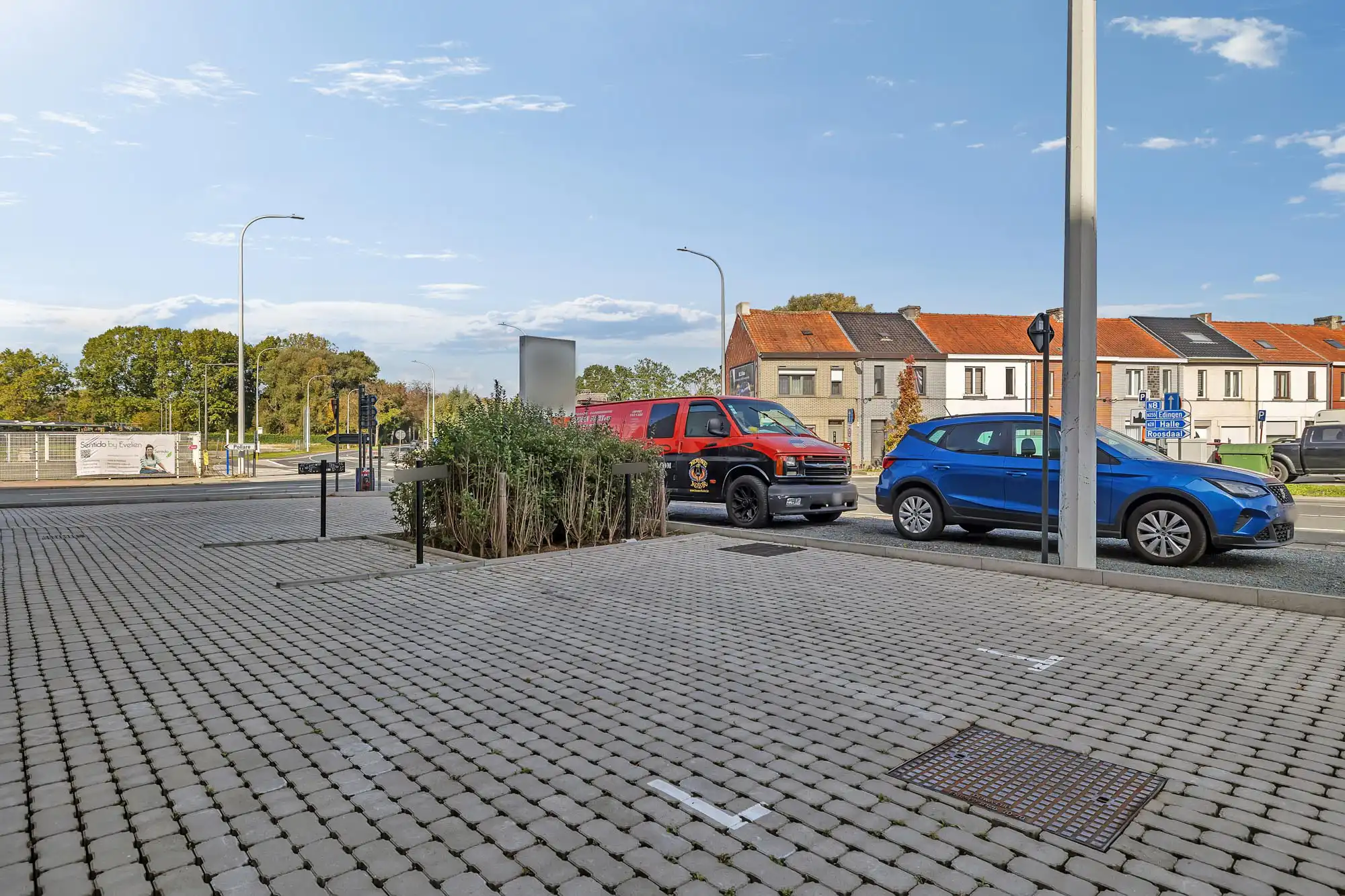 Recent app met 2 slpk, terras met tuin en staanplaats foto 21