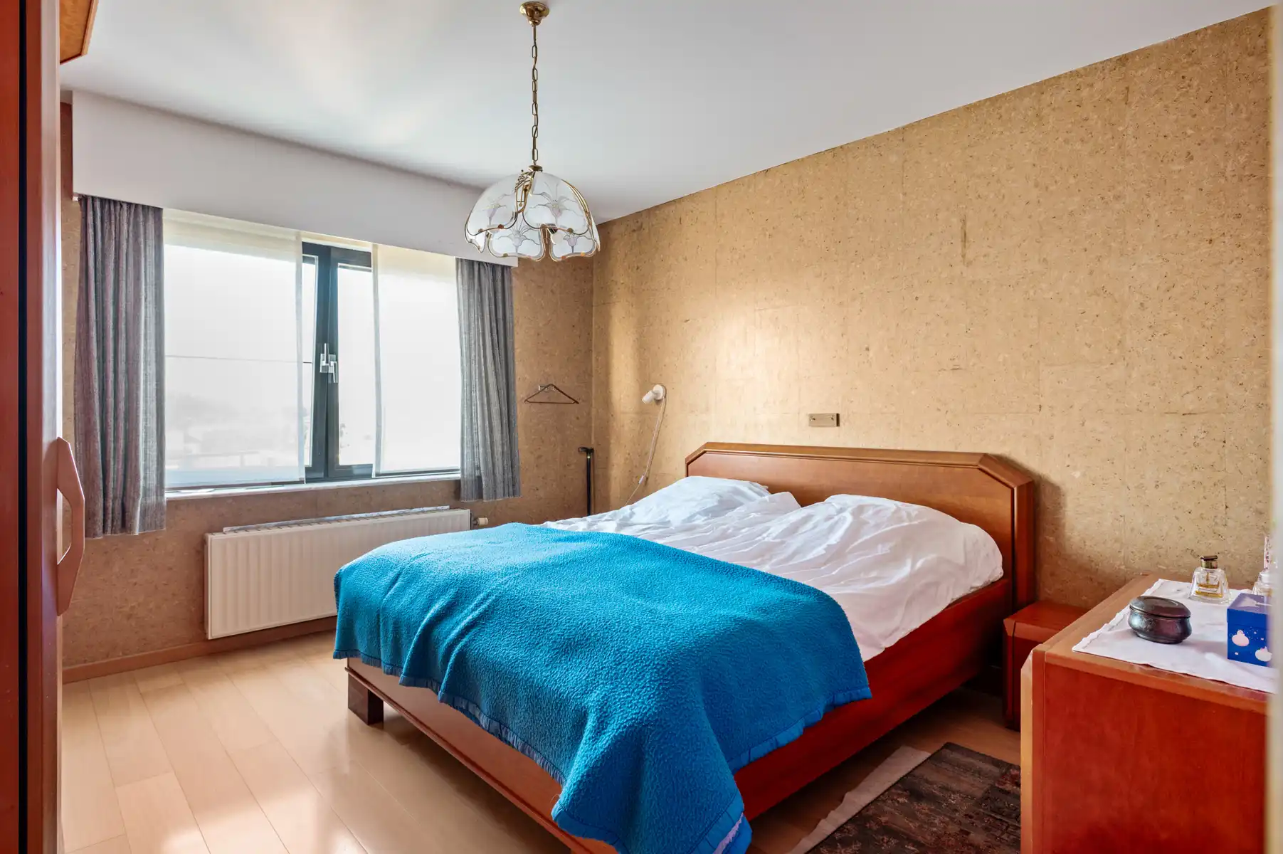 Rustig wonen met terras, 3 slaapkamers en private parking foto 7