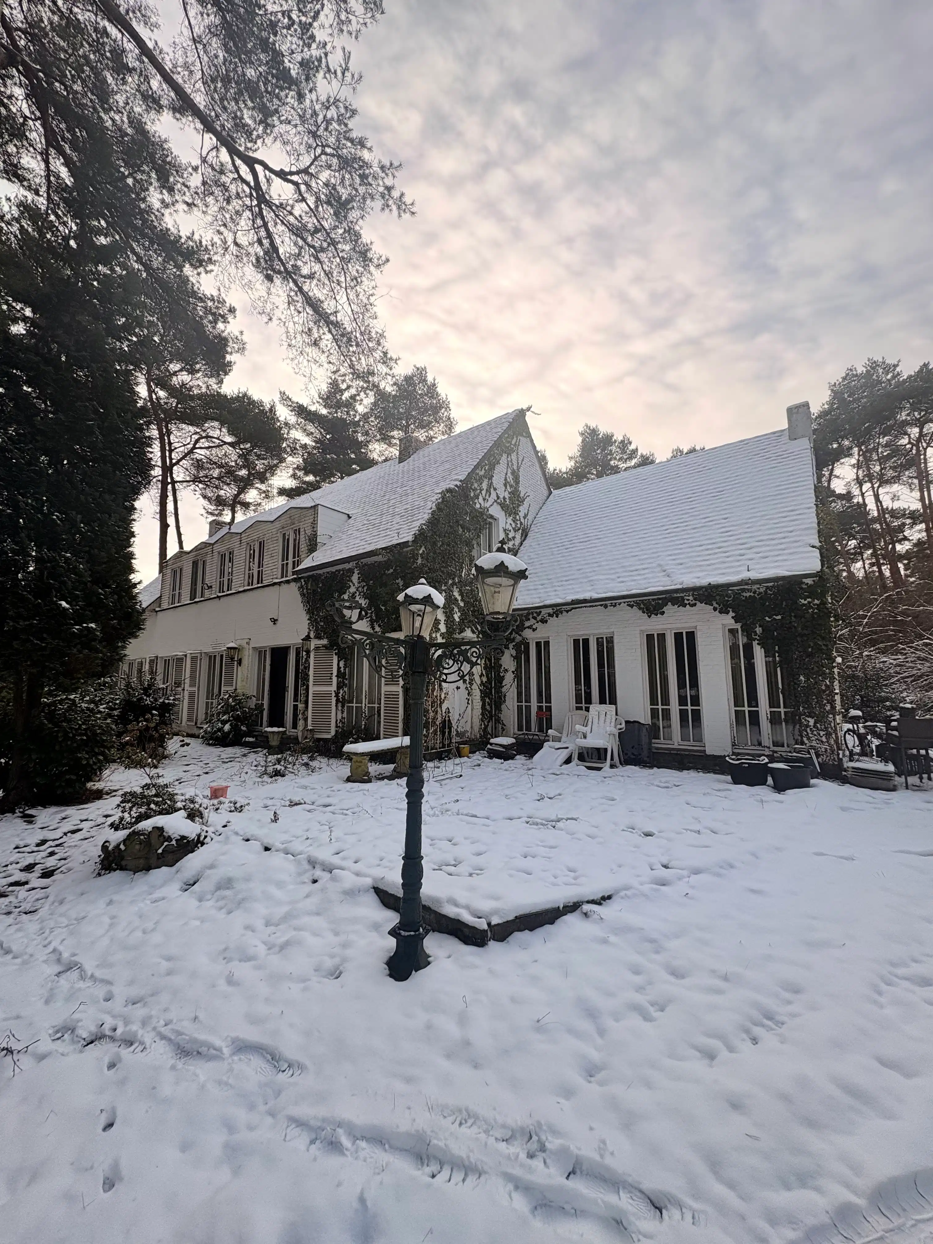 Karaktervolle villa op uniek perceel van ca. 5000 vierkante meter foto 12
