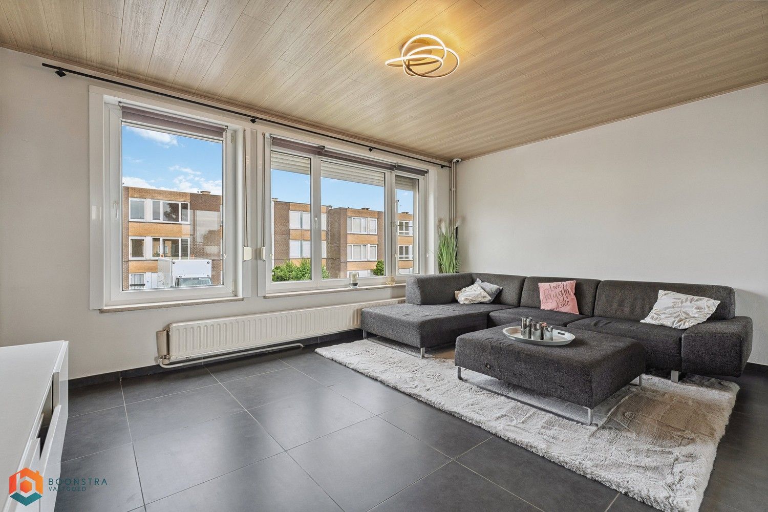Gerenoveerde woning met 4 slpkrs, garage en tuin foto 6