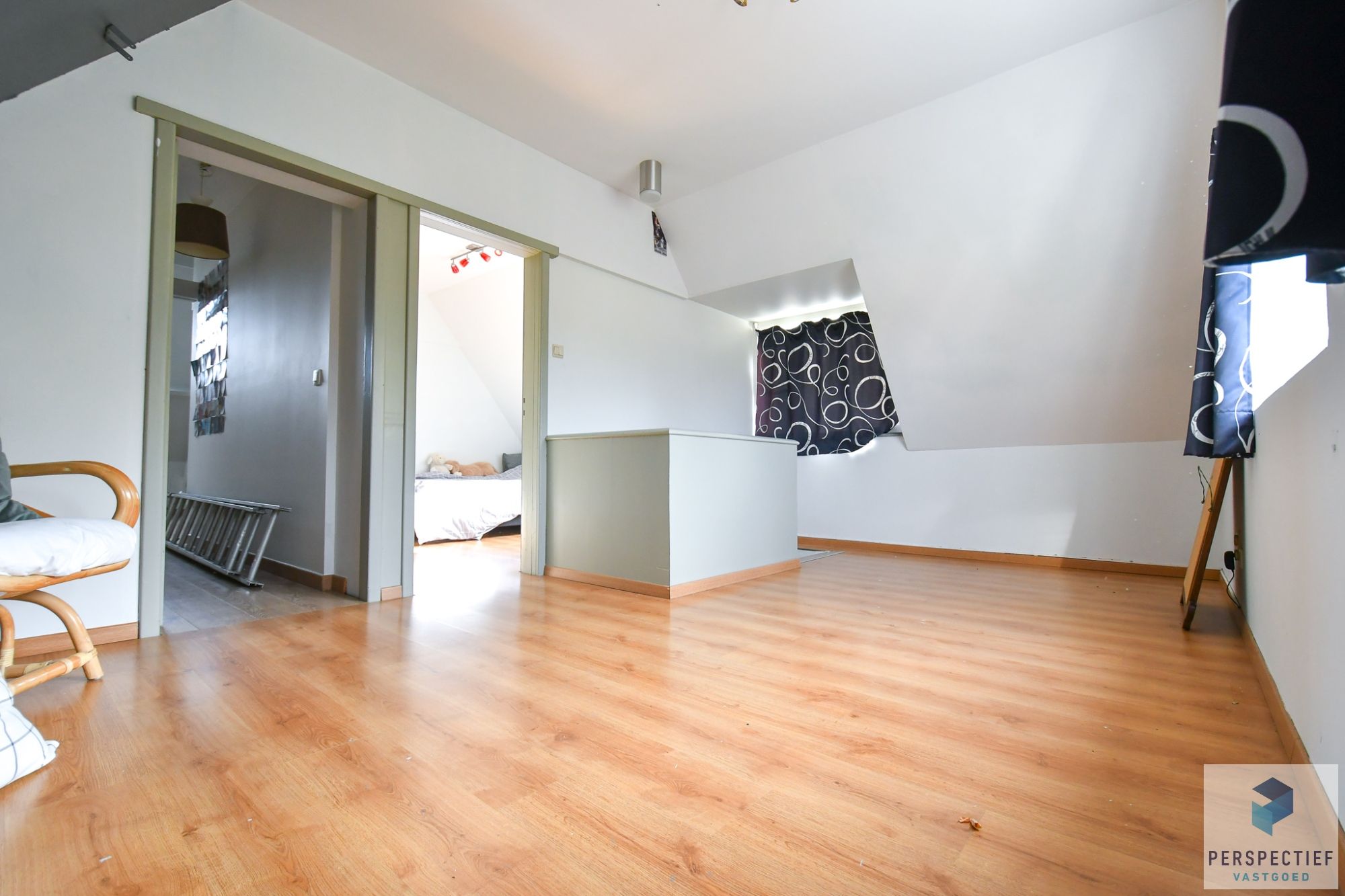 Karaktervolle villa met 5 slpk en atelier op 2291m² te Rollegem foto 24