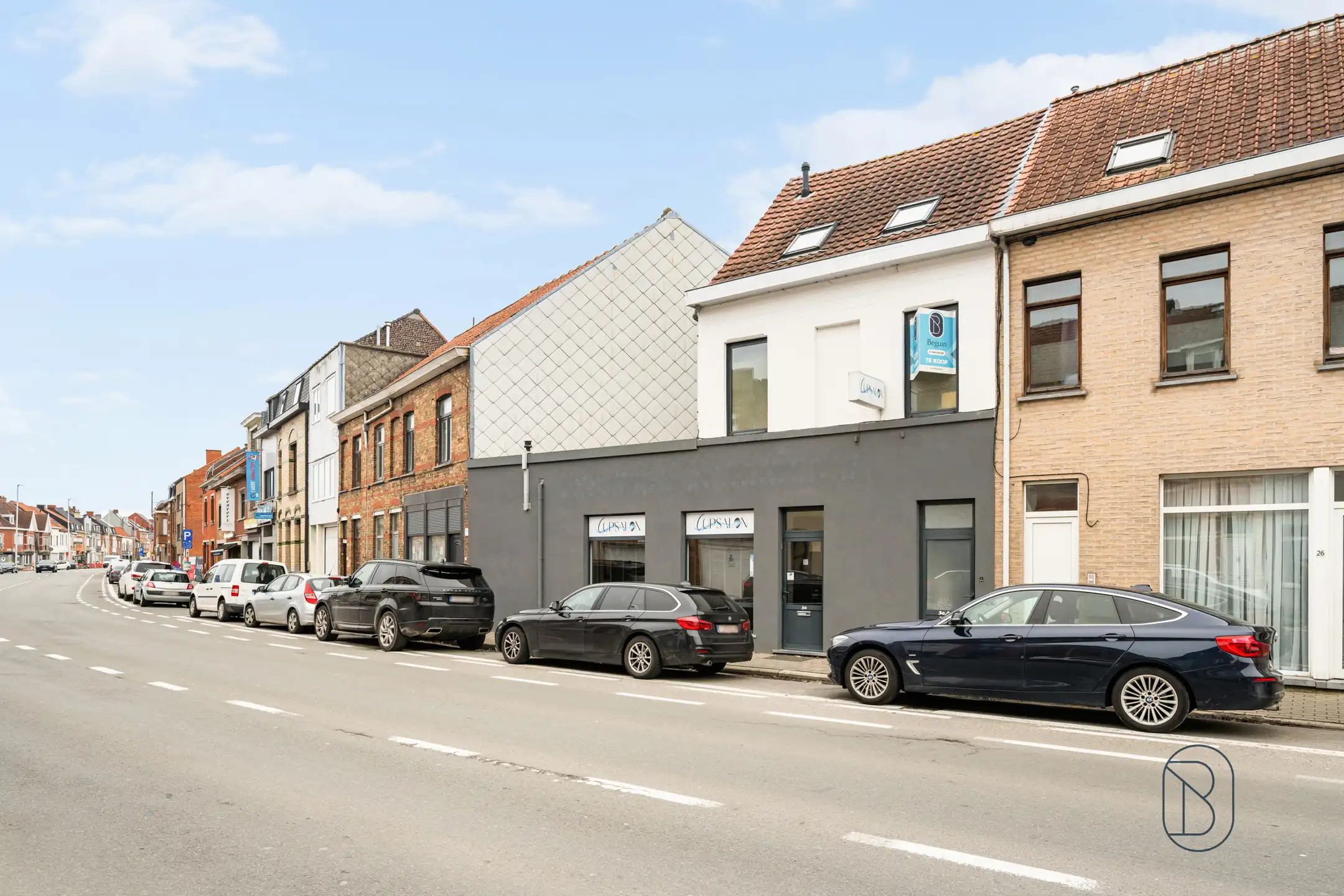 Topgelegen handelspand met verhuurd duplexappartement foto 5
