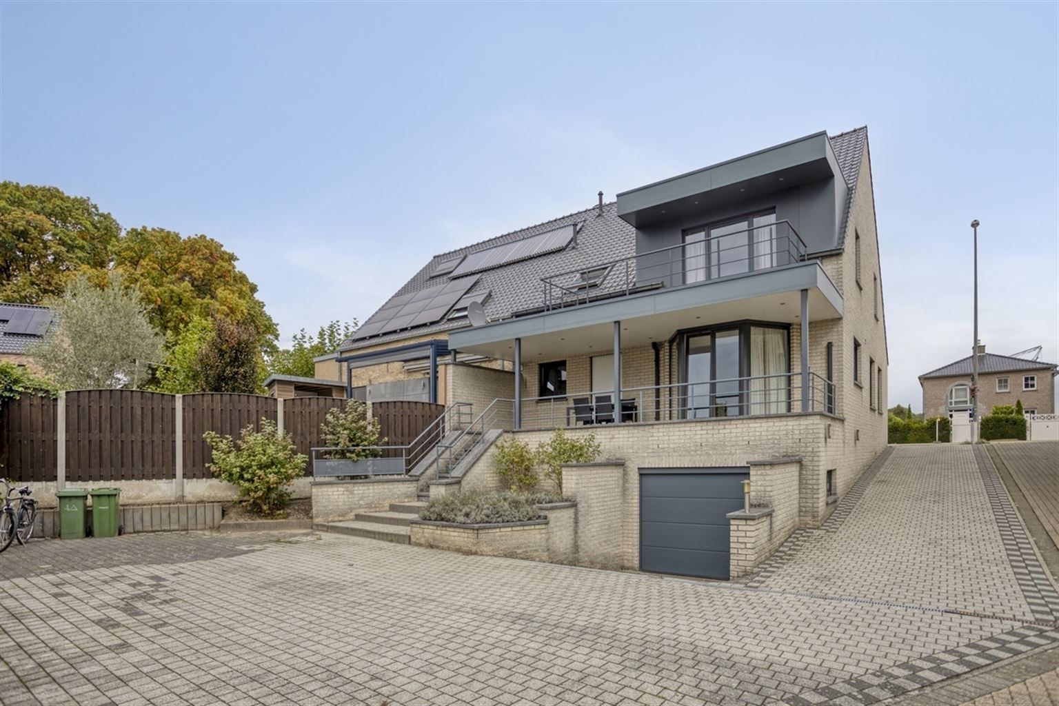 Ruim gelijkvloers appartement met gezellig, overdekt terras en ondergrondse garage, op een toplocatie vlak bij het centrum van Maaseik. foto 17
