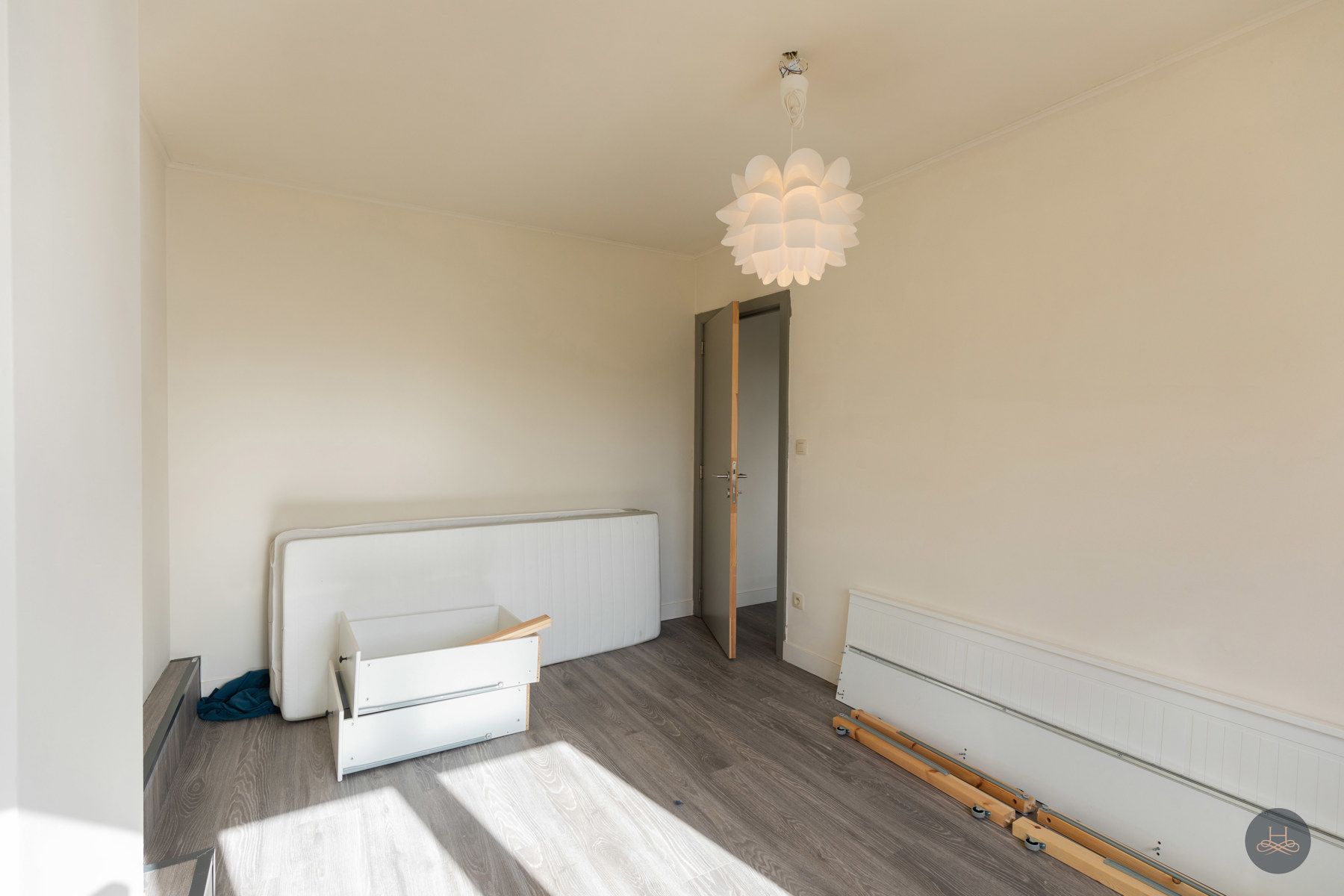 Gerenoveerde woning met 3 slaapkamers foto 17