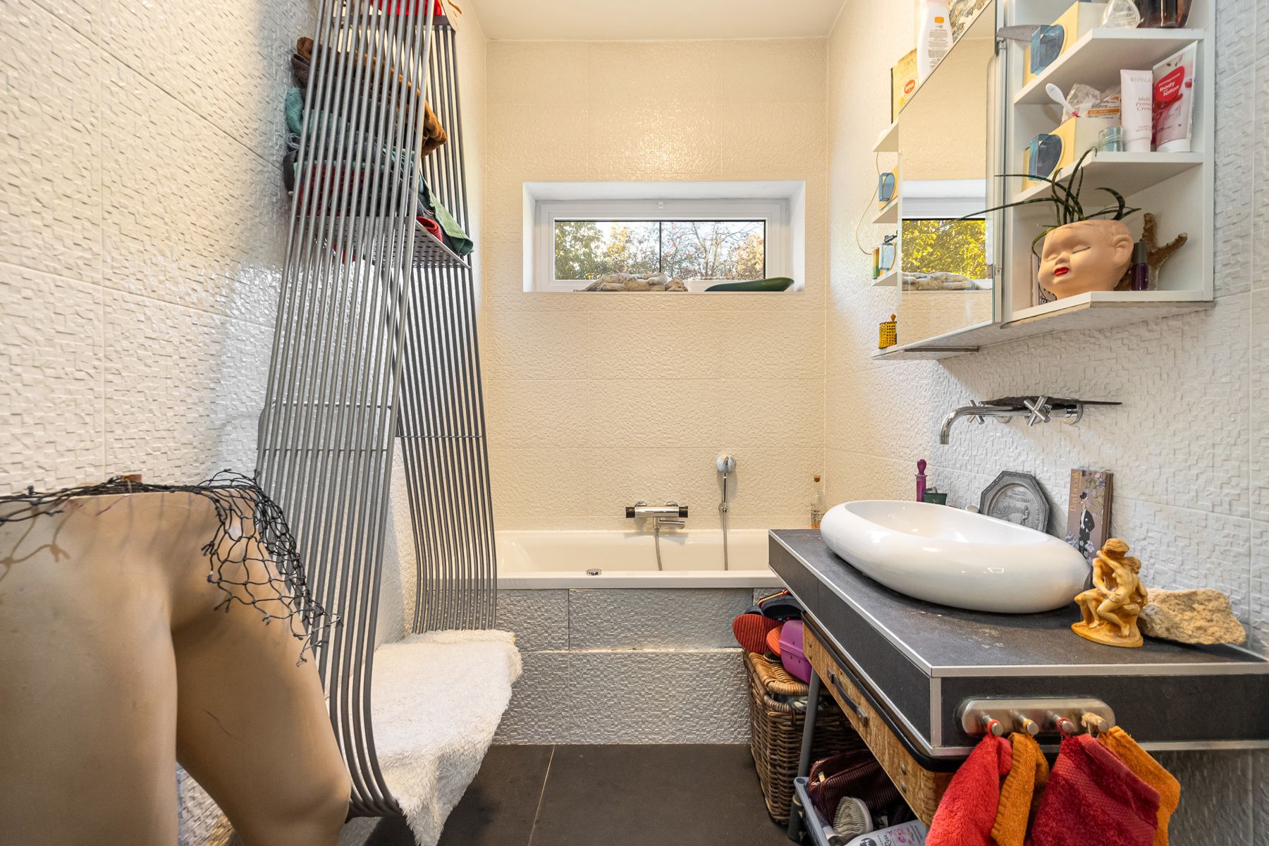 Uniek, goed gelegen appartement foto 8