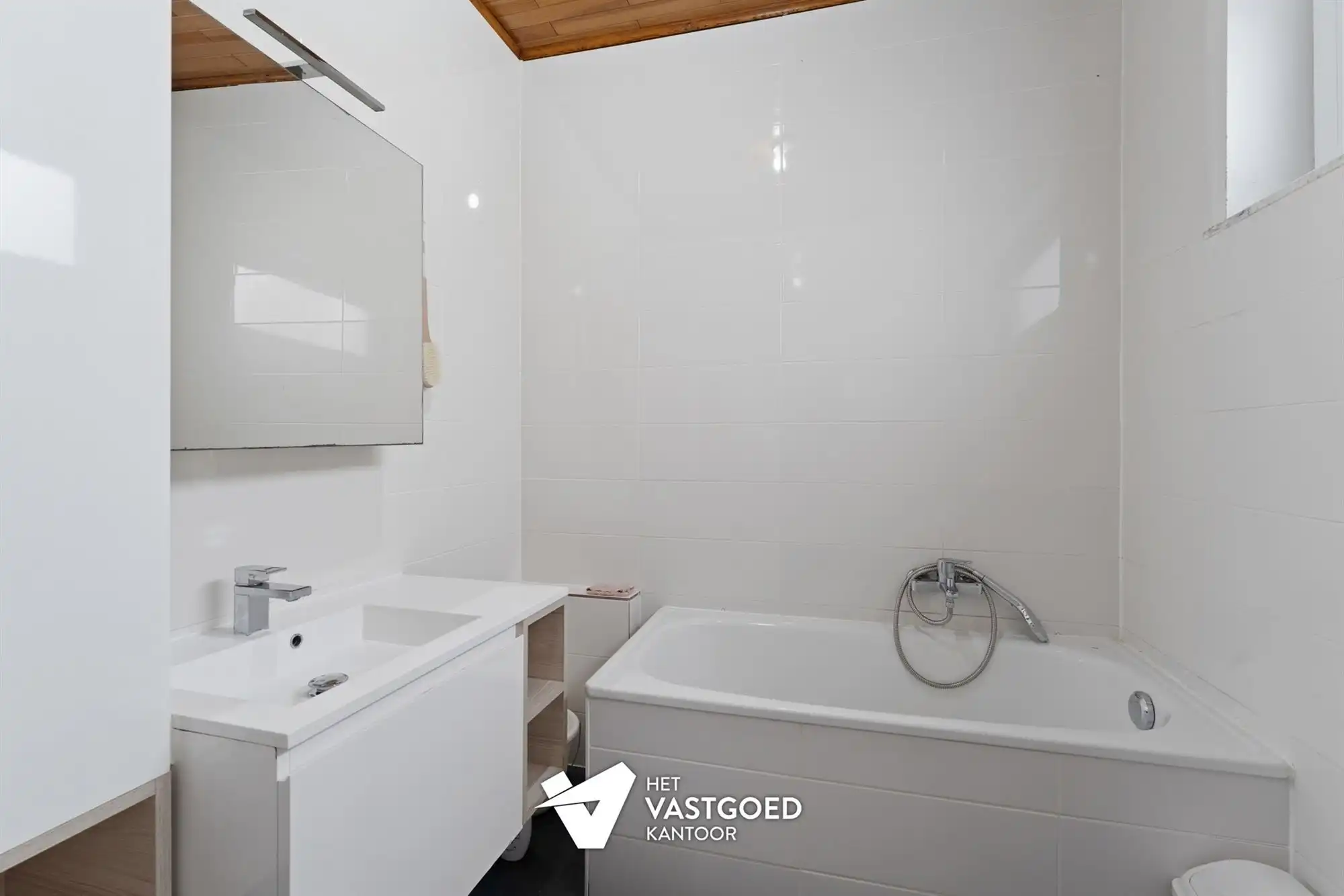 KNAP GERENOVEERDE WONING MET 3 SLAAPKAMERS foto 14