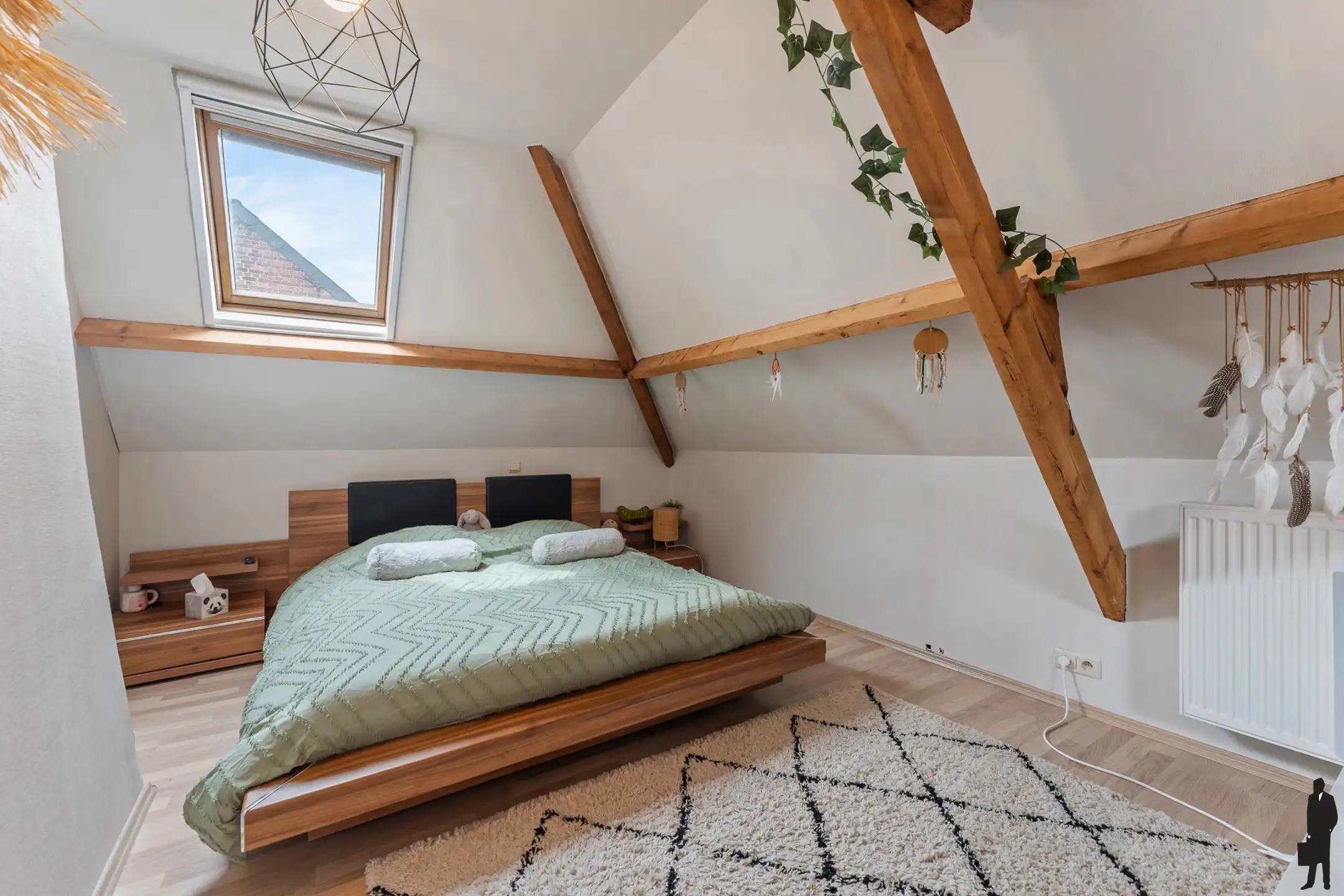 Ruime instapklare woning met garage en open zicht op 1849m². foto 24