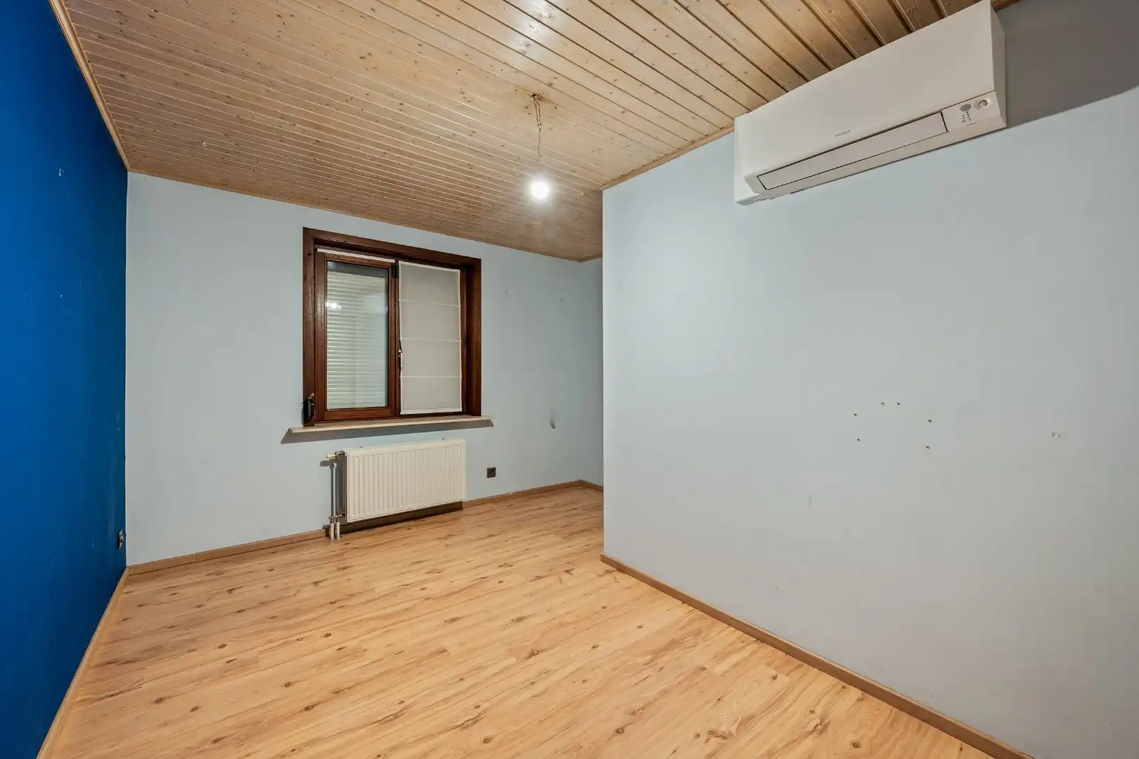 Vrijstaande woning met 3 slaapkamers, verzorgde tuin en garage in Ledegem foto 9