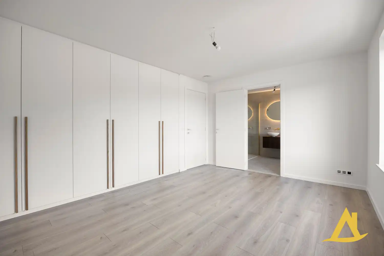 NIEUWBOUW MET 4 SLAAPKAMERS, 2 BADKAMERS, E-PEIL 6 foto 28