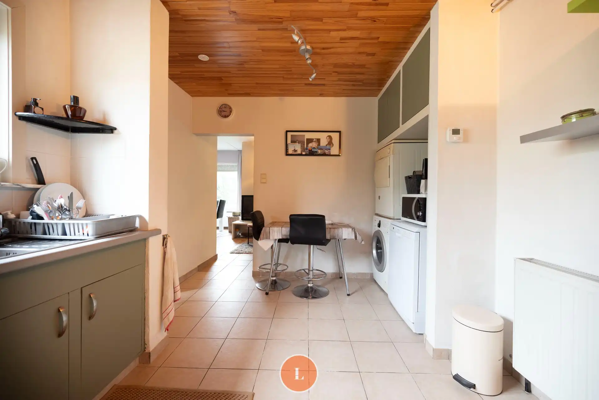 Instapklare woning met 2 slaapkamers, gezellige tuin en garage. foto 7