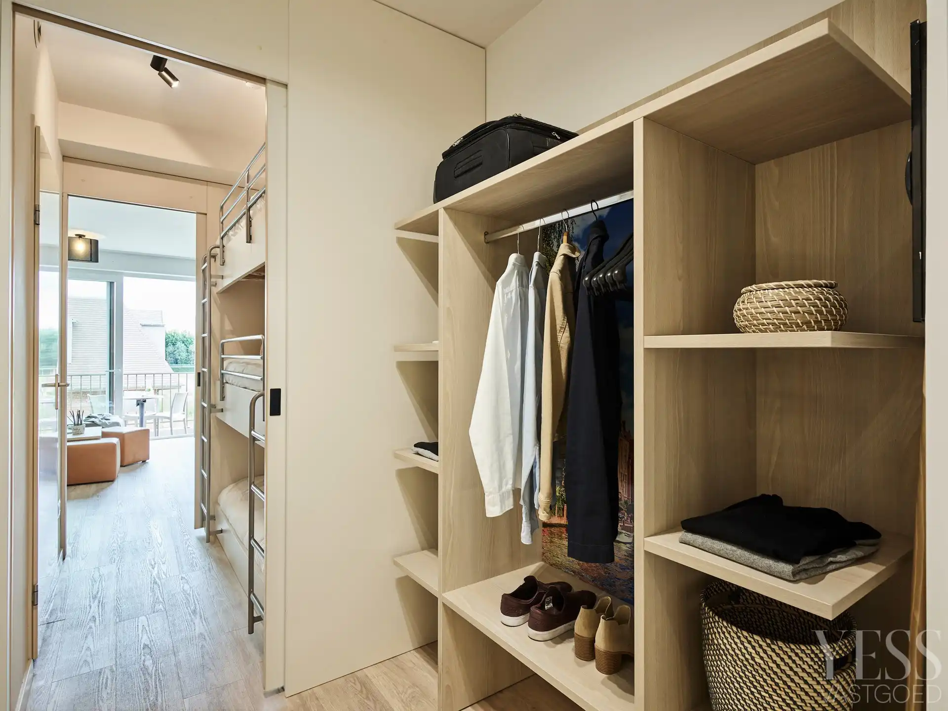 Investering: suite met balkon en mooi uitzicht te Jabbeke foto 9