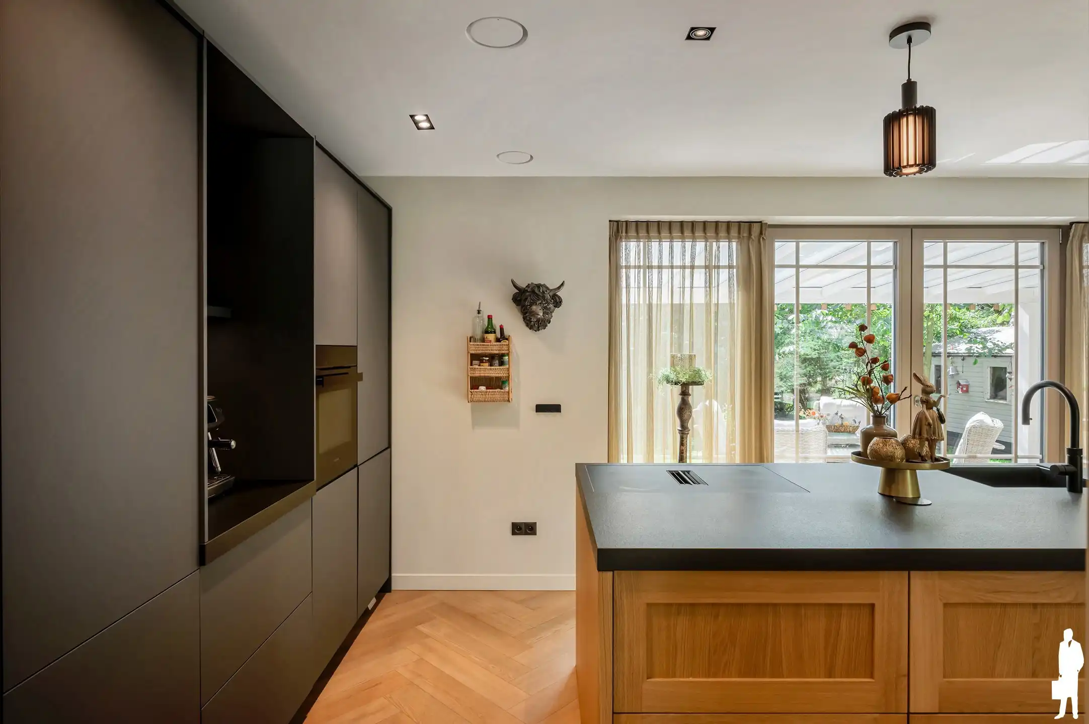 Volledig gerenoveerde gelijkvloerse woning met 2 slaapkamers en zonnige tuin in een rustige, bosrijke omgeving te Essen Wildert foto 5