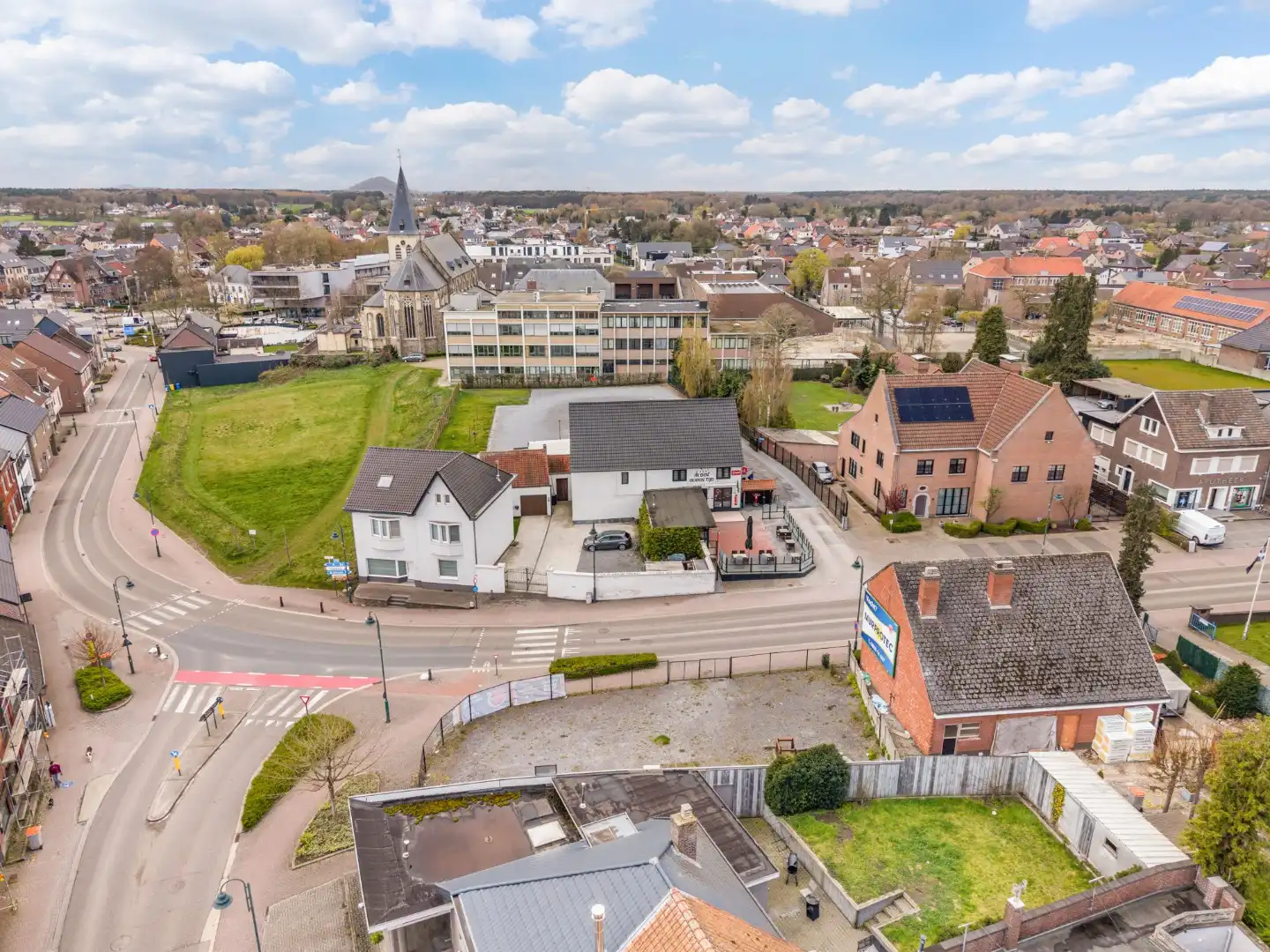 Projectgrond voor het bouwen van appartementen op een toplocatie in het centrum van Opglabbeek!  foto 6