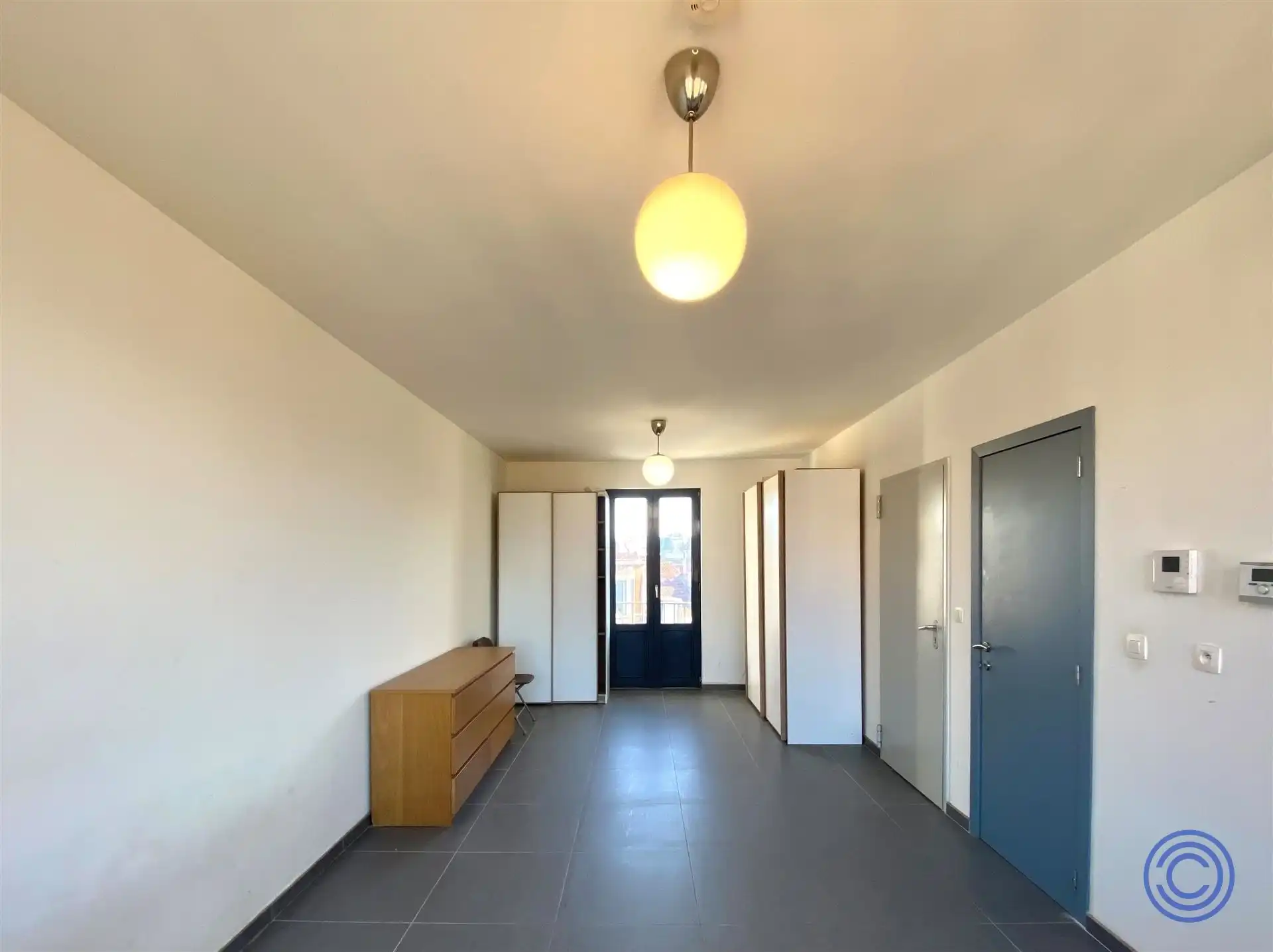 Studio met balkon op ideale locatie vlakbij Marnixplein.  foto 4