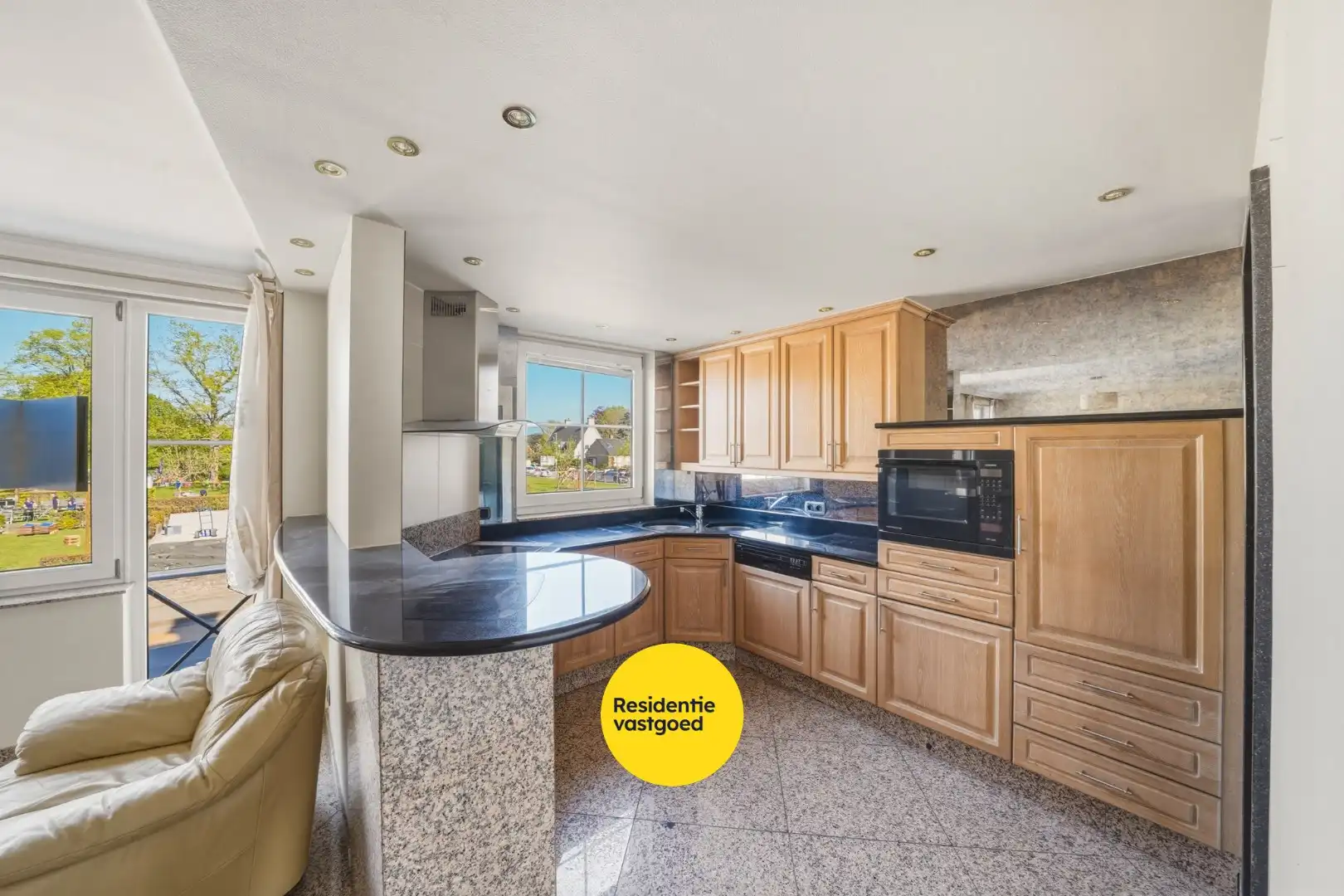 Instapklaar appartement met 2 slaapkamers en terras van 63 m² foto 10