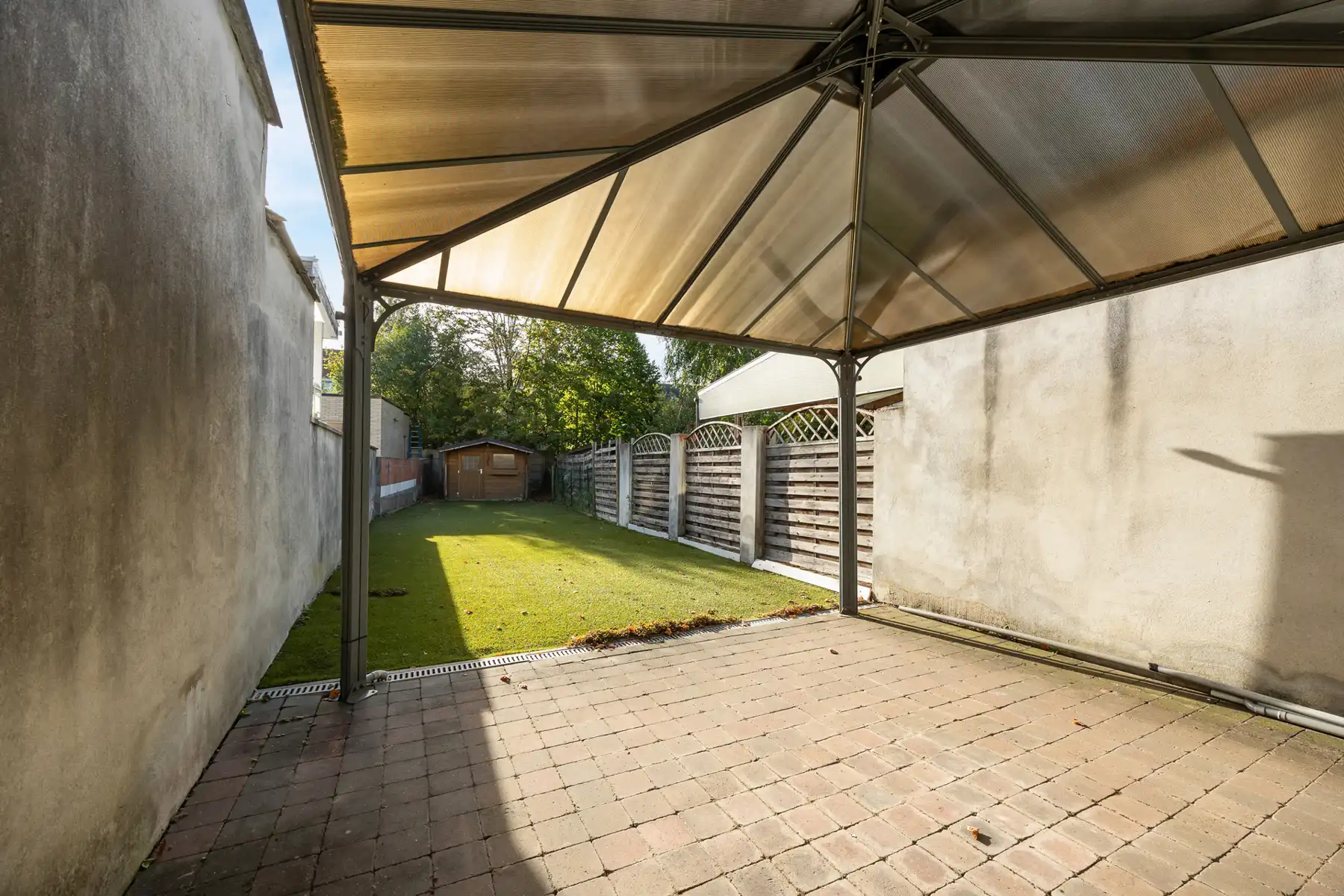 Woning met drie slaapkamers en aangename tuin in Boom foto 13