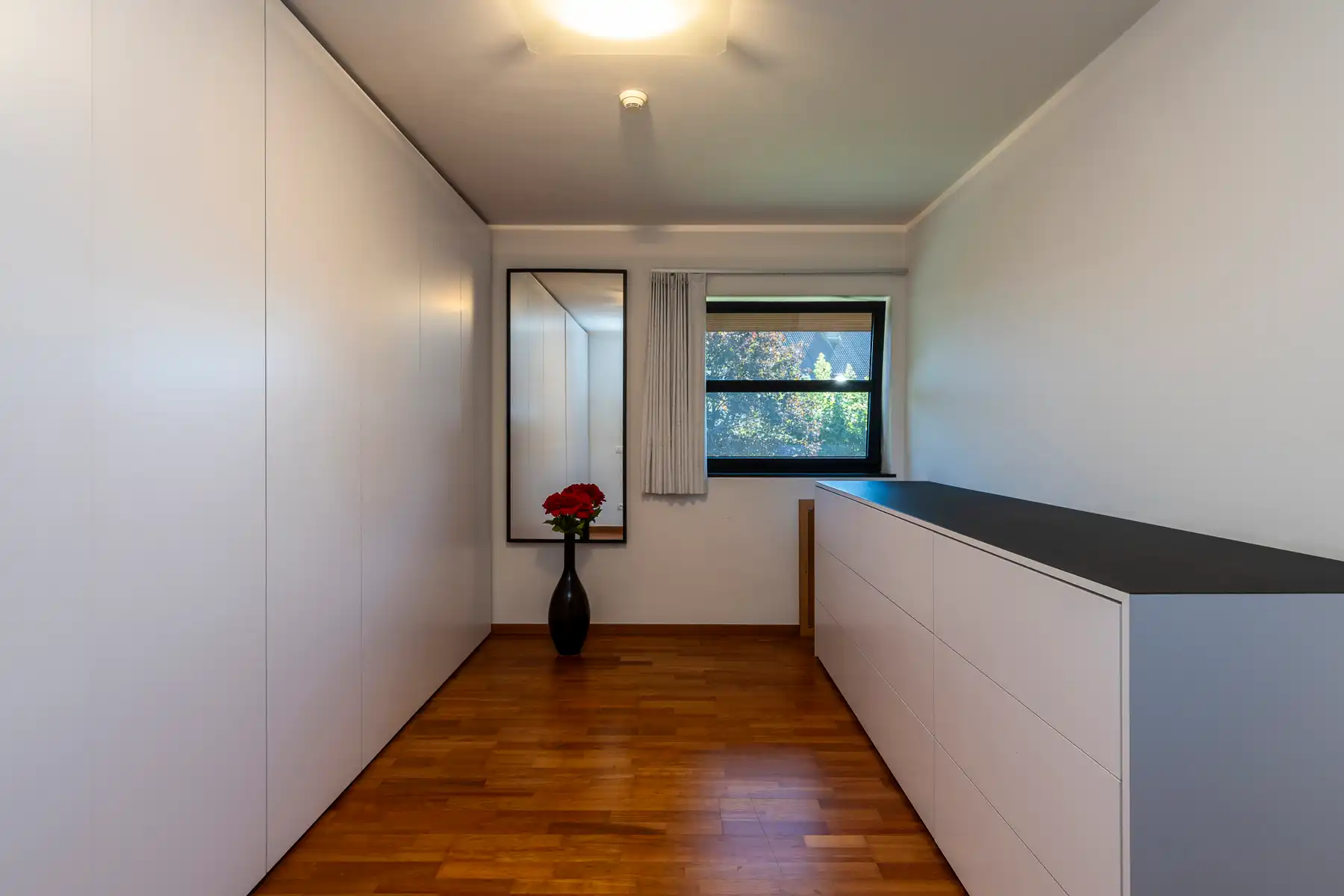Stijlvolle villa met 5 slpks, bureau en dubbele garage foto 11