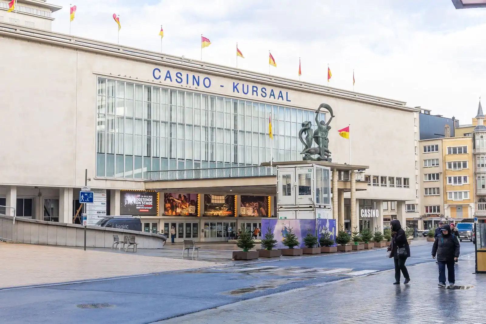 Stijlvol en ruim appartement met 1 slpk pal aan het strand foto 14