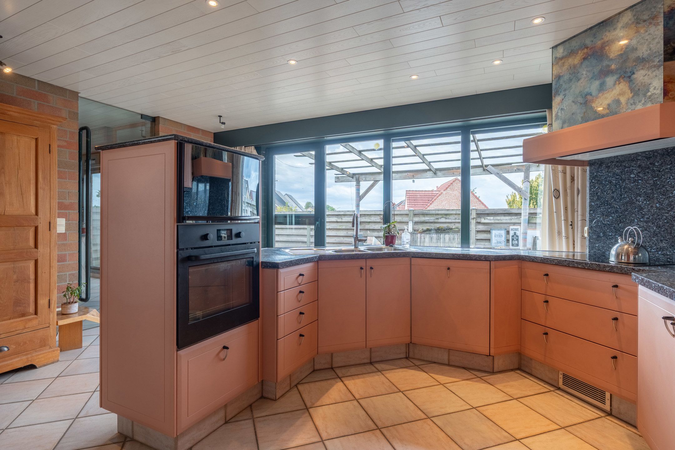 Zeer interessante handelszaak met woonst in Vosselaar foto 25