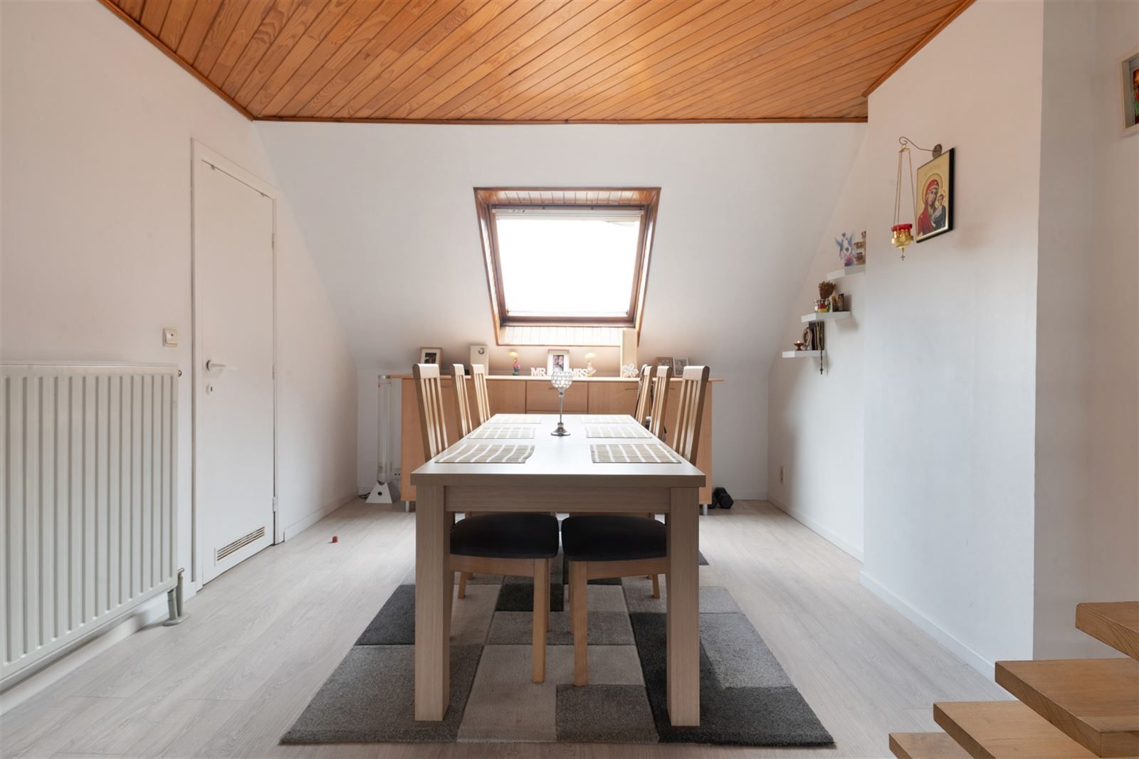 Ruim herenhuis in hartje Aalst foto 22