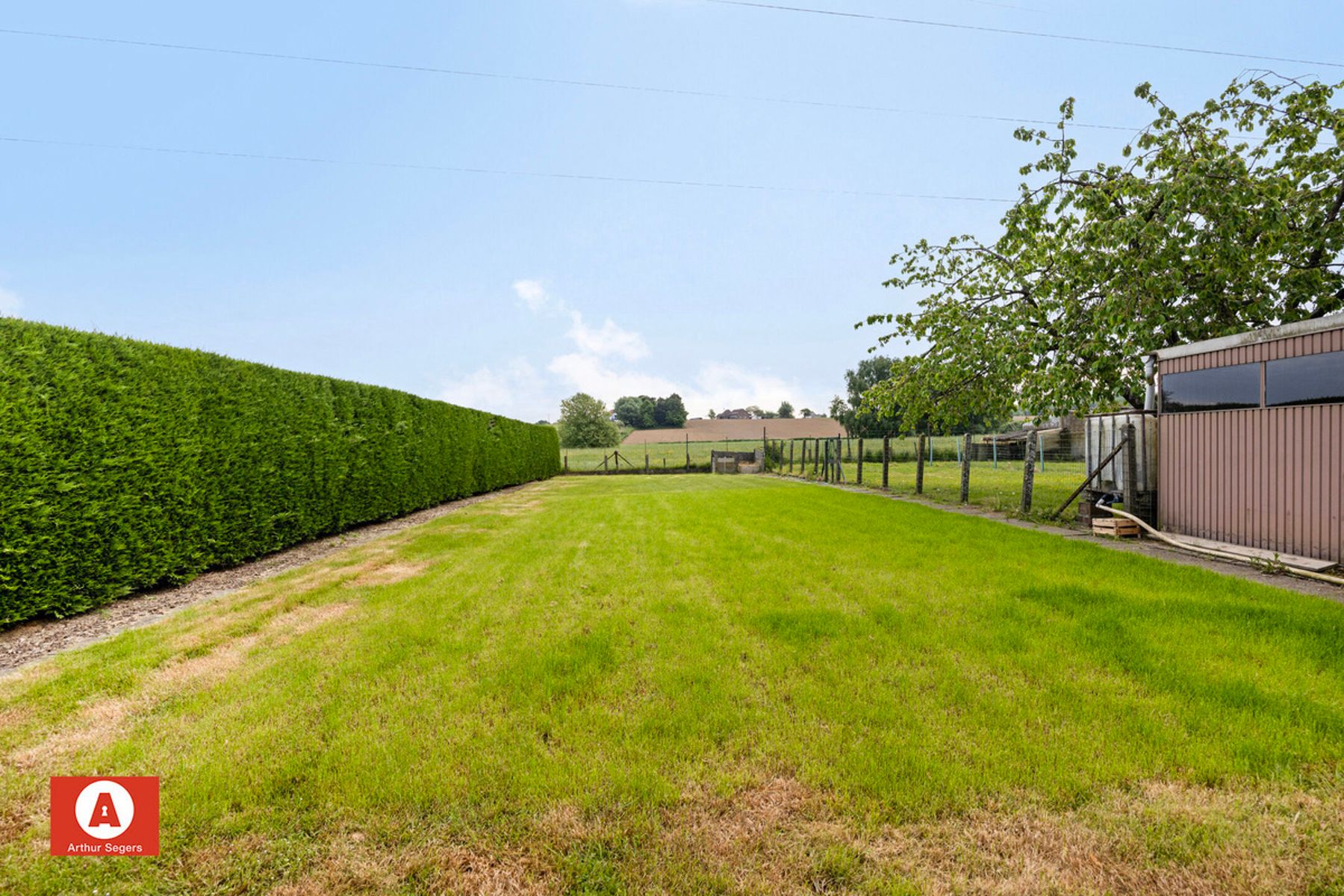 Te renoveren bungalow op rustige locatie foto 29