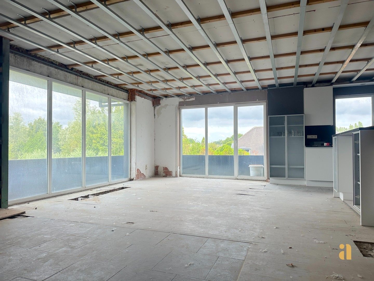 Hoofdfoto van de publicatie: Creëer uw eigen thuis in dit lichtrijke casco appartement