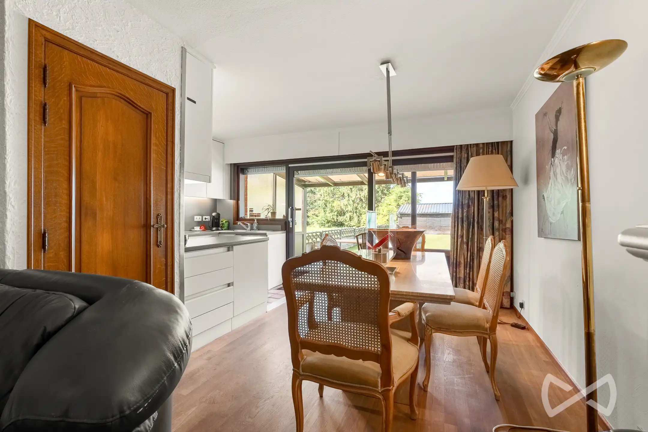 TE KOOP | Veelzijdig pand met 5 kamers en atelier van 80 m² foto 10