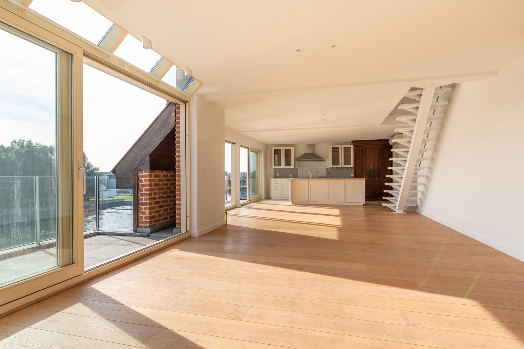 Uniek gelegen duplex penthouse met prachtige terrassen! foto 5