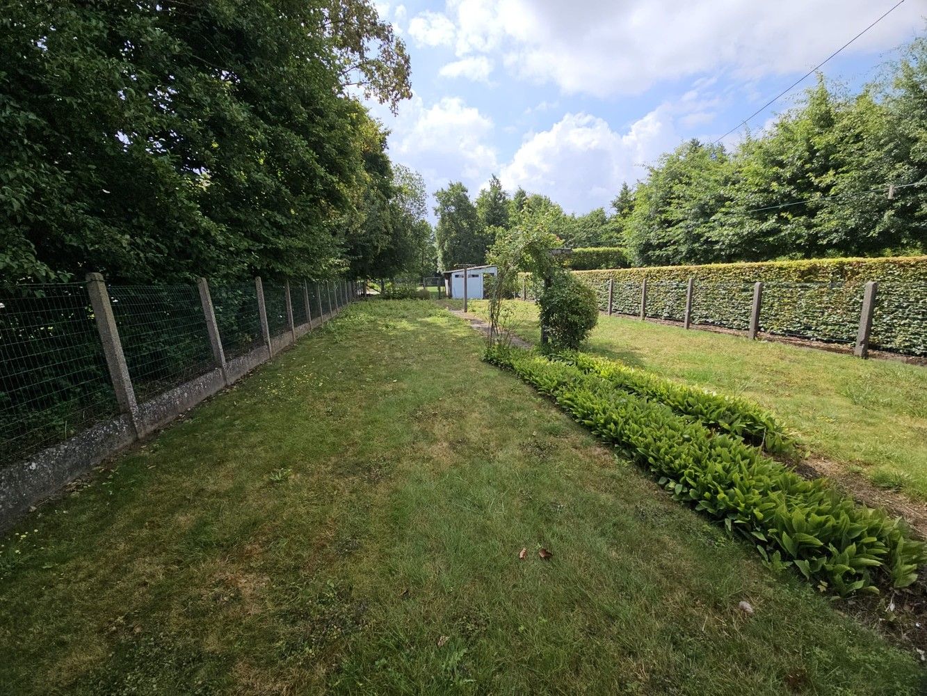 Karaktervolle driegevelwoning met tuin en garage foto 10