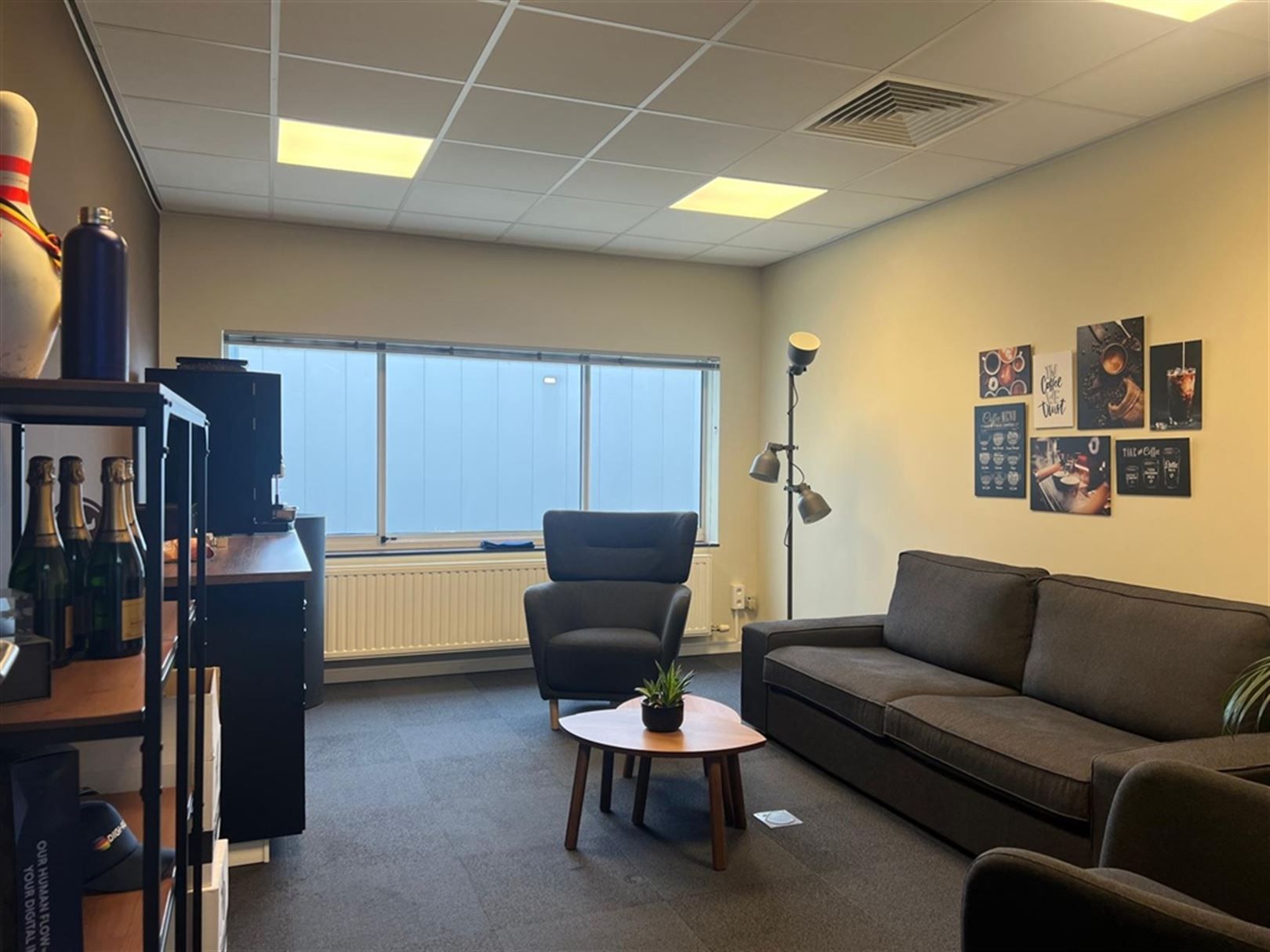 Instapklare kantoren (143 à 628m²) beschikbaar vlakbij de A12 foto 4