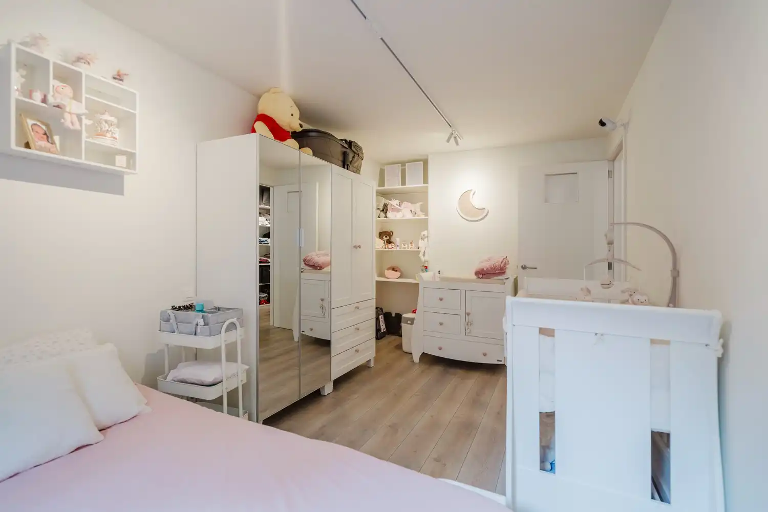 BIJZONDERE LOFT MET PRIVÉTUIN EN ZWEMBAD foto 10