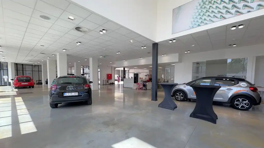 Showroom met magazijn te huur aan het Handelsdok in Gent foto 18