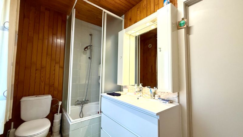 Charmante halfopen bebouwing met garage foto 12