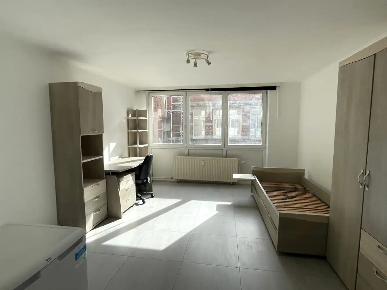 Welgelegen studio nabij centrum Leuven en diverse campussen foto {{pictureIndex}}