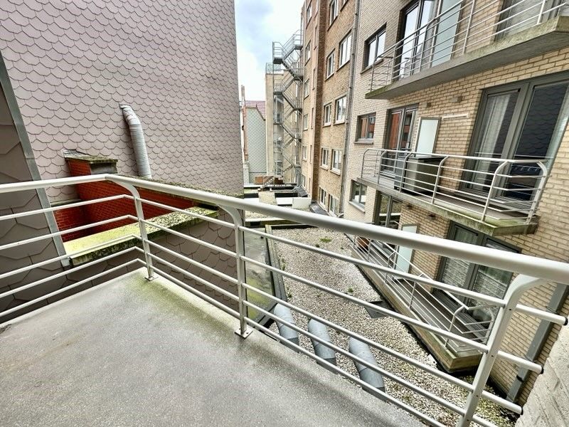 Res. Commodore - gemeubeld 2 slpk app. met kelder en mogelijkheid tot huren van garage ! foto 15