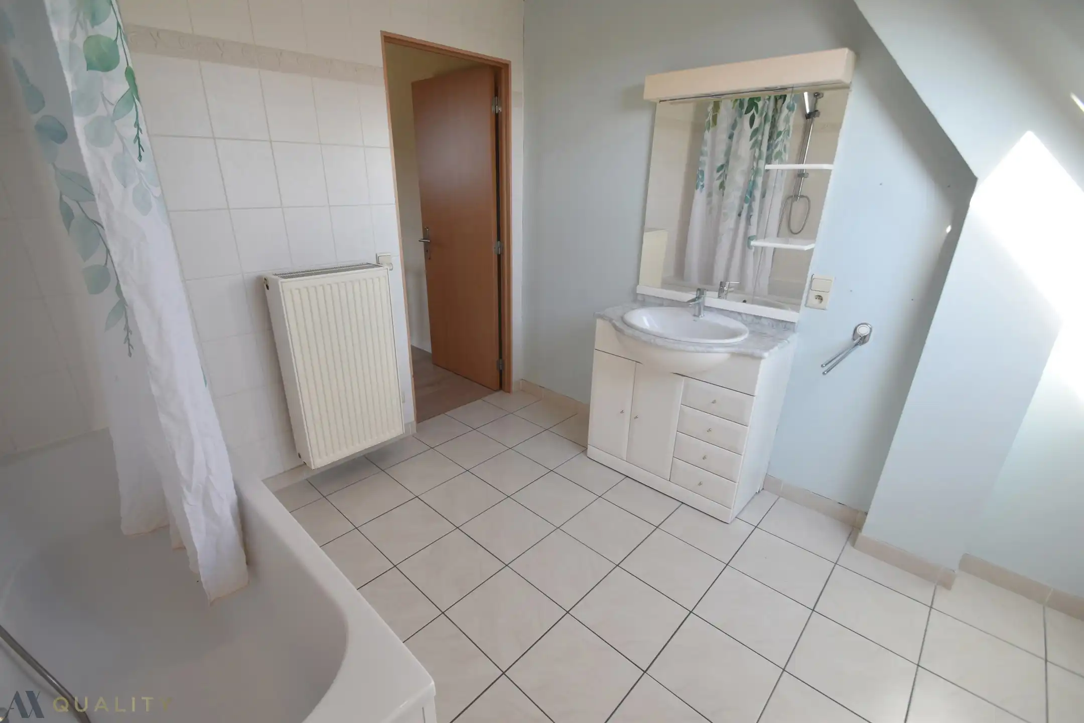 2 slpk. duplex met ruim terras. onmiddellijk beschikbaar. foto 9