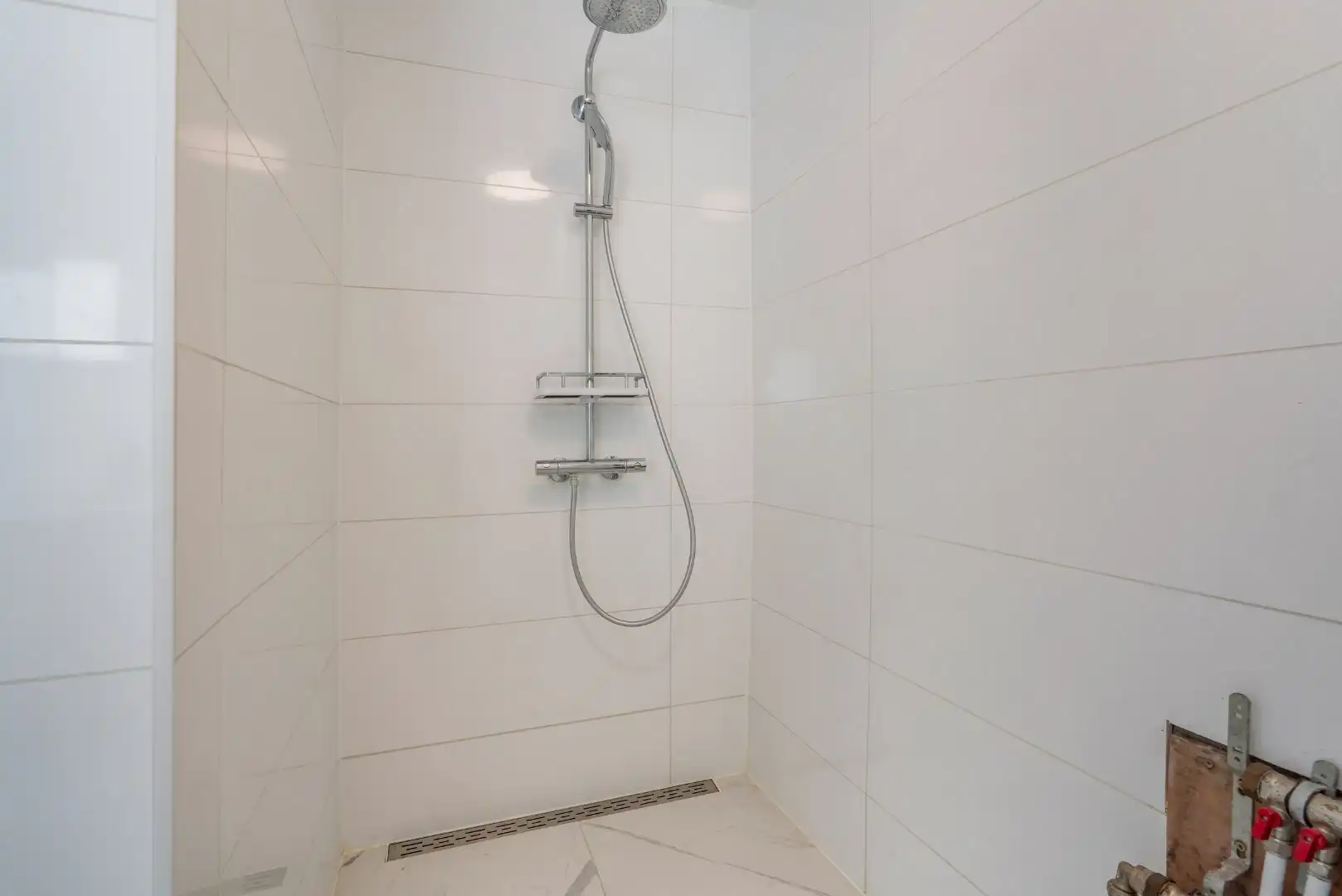 Verzorgde rijwoning gunstig gelegen te Oostende - Westerkwartier! foto 7