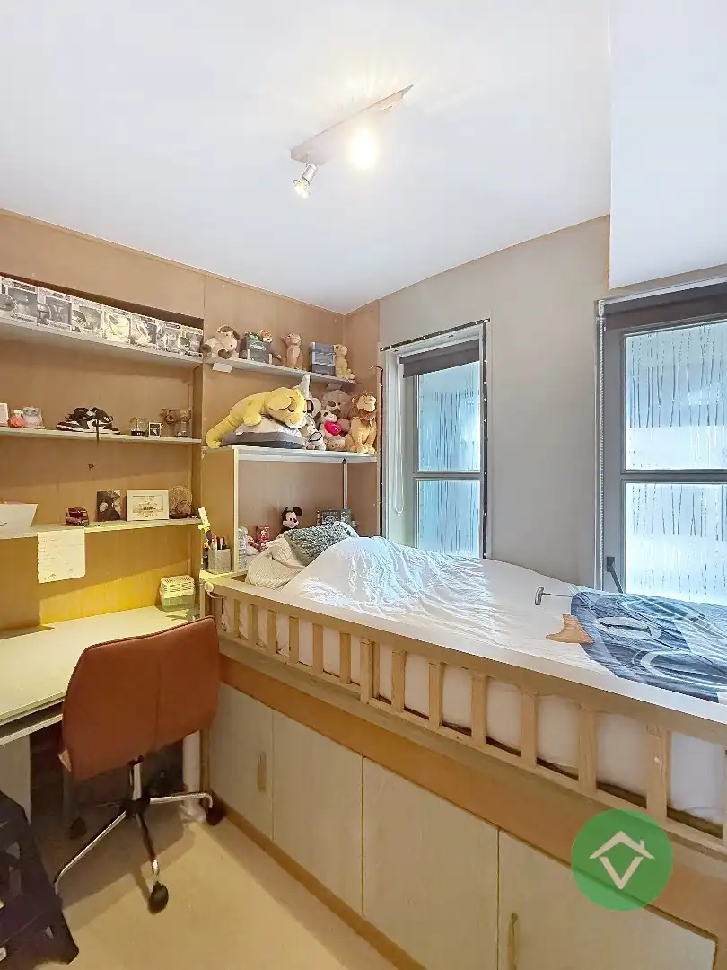 Volledig gerenoveerd handelspand met woonst en garage te Koekelare foto 19