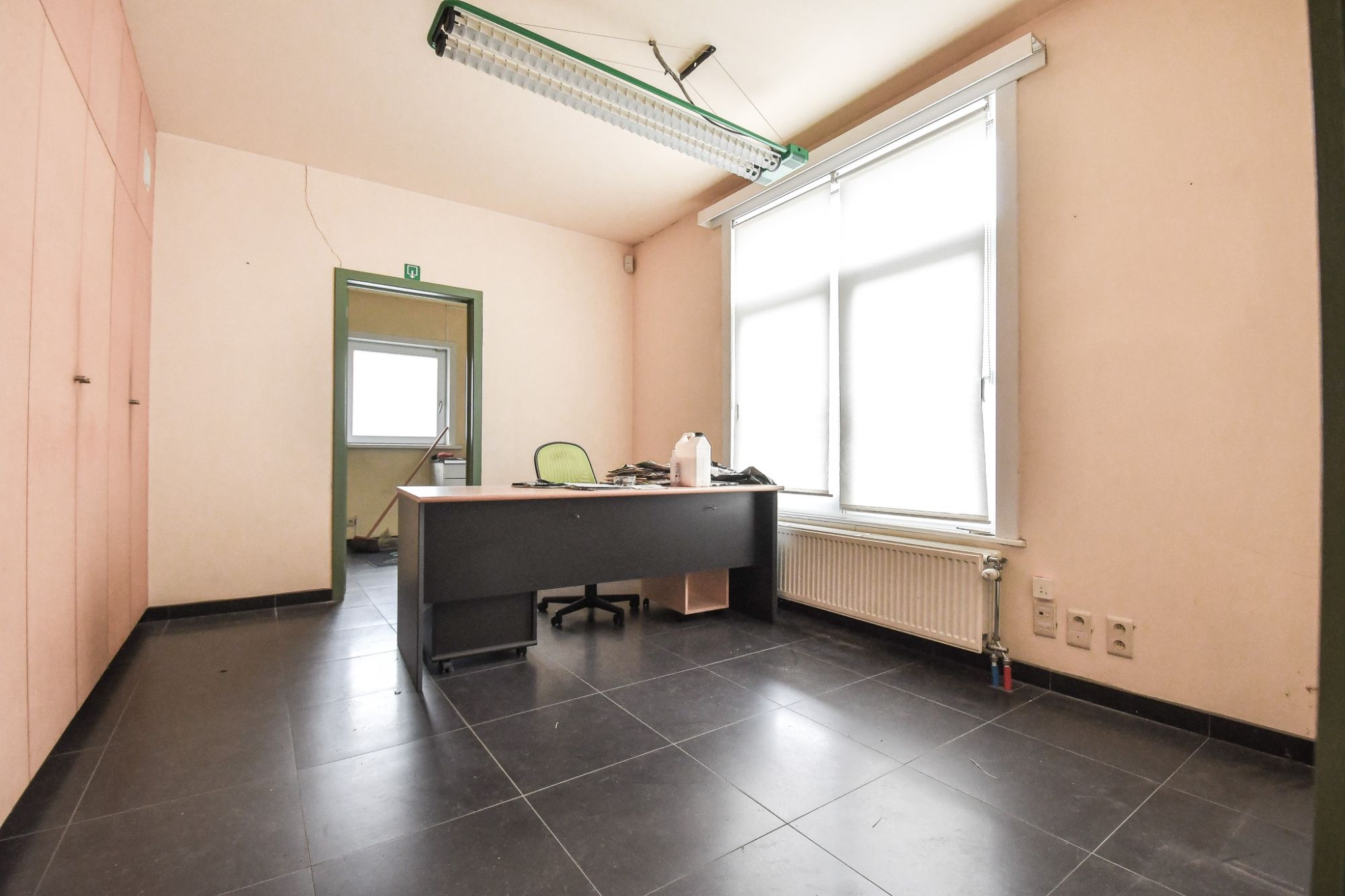 Ruim woning bestaande uit winkel en woonst  in centrum Oedelem foto 5