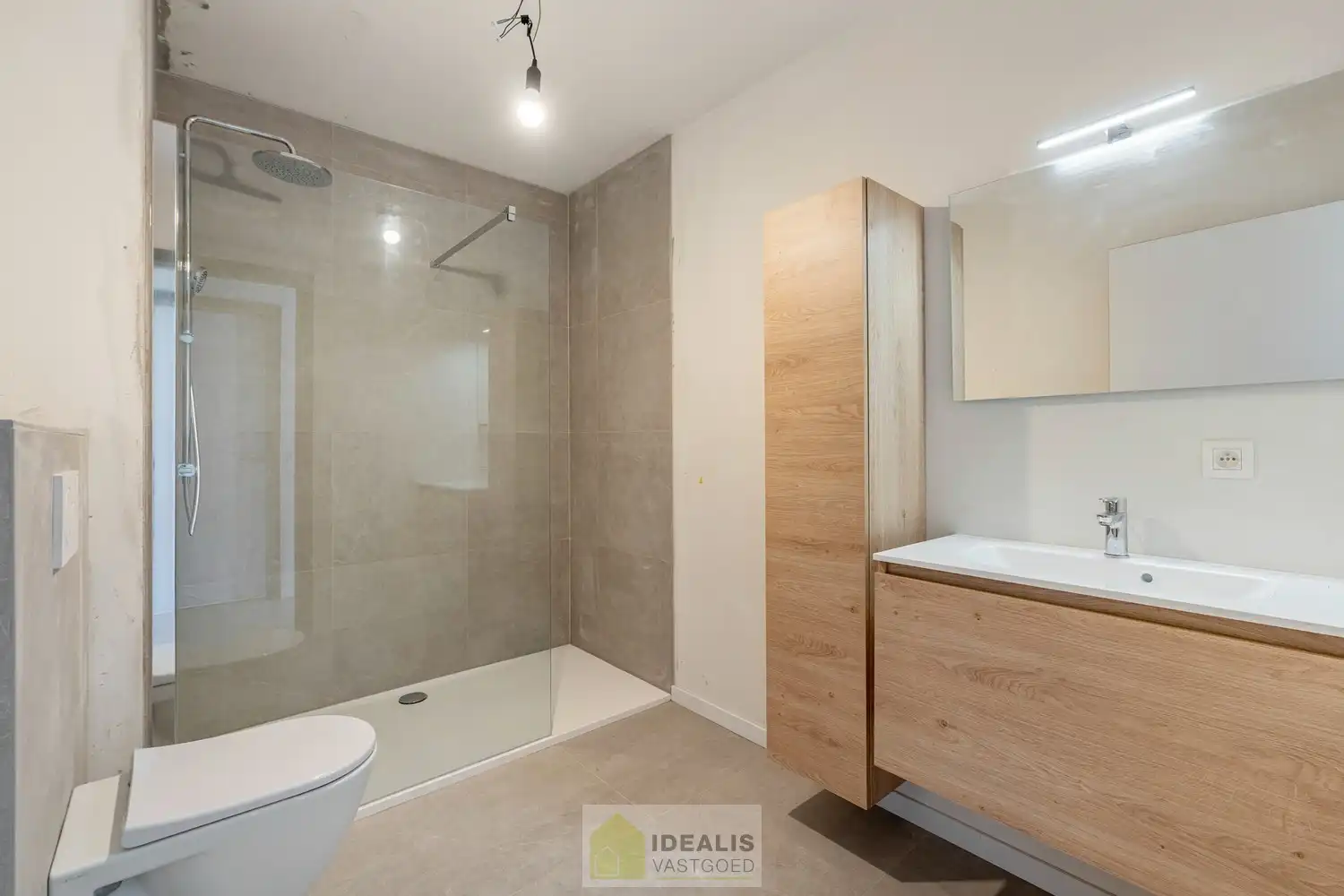 NIEUWBOUWAPPARTEMENT MET 2 SLAAPKAMERS, KELDERBERGING EN EEN ONDERGRONDSE AUTOSTANDPLAAT foto 10