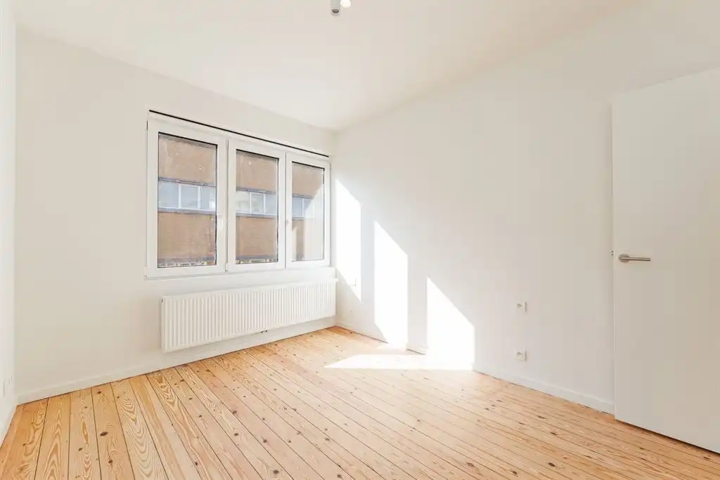 Prachtig gerenoveerd appartement in Deurne-zuid foto 10