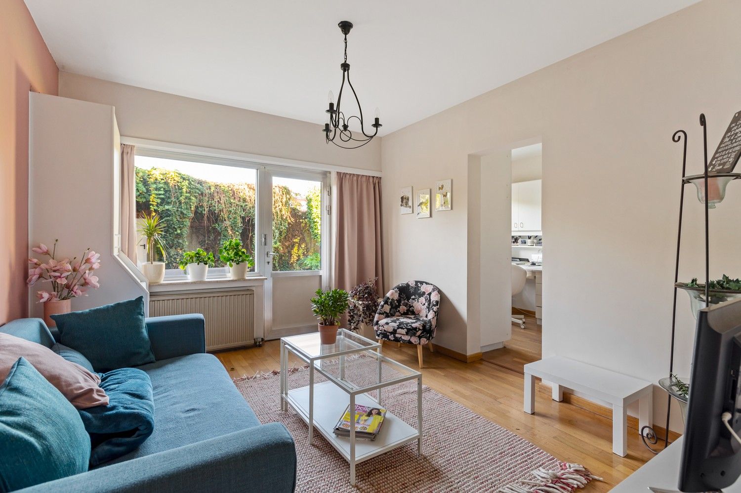 Gelijkvloers appartement met 3 SLPK, mooie tuin en garage te Deurne! foto 13