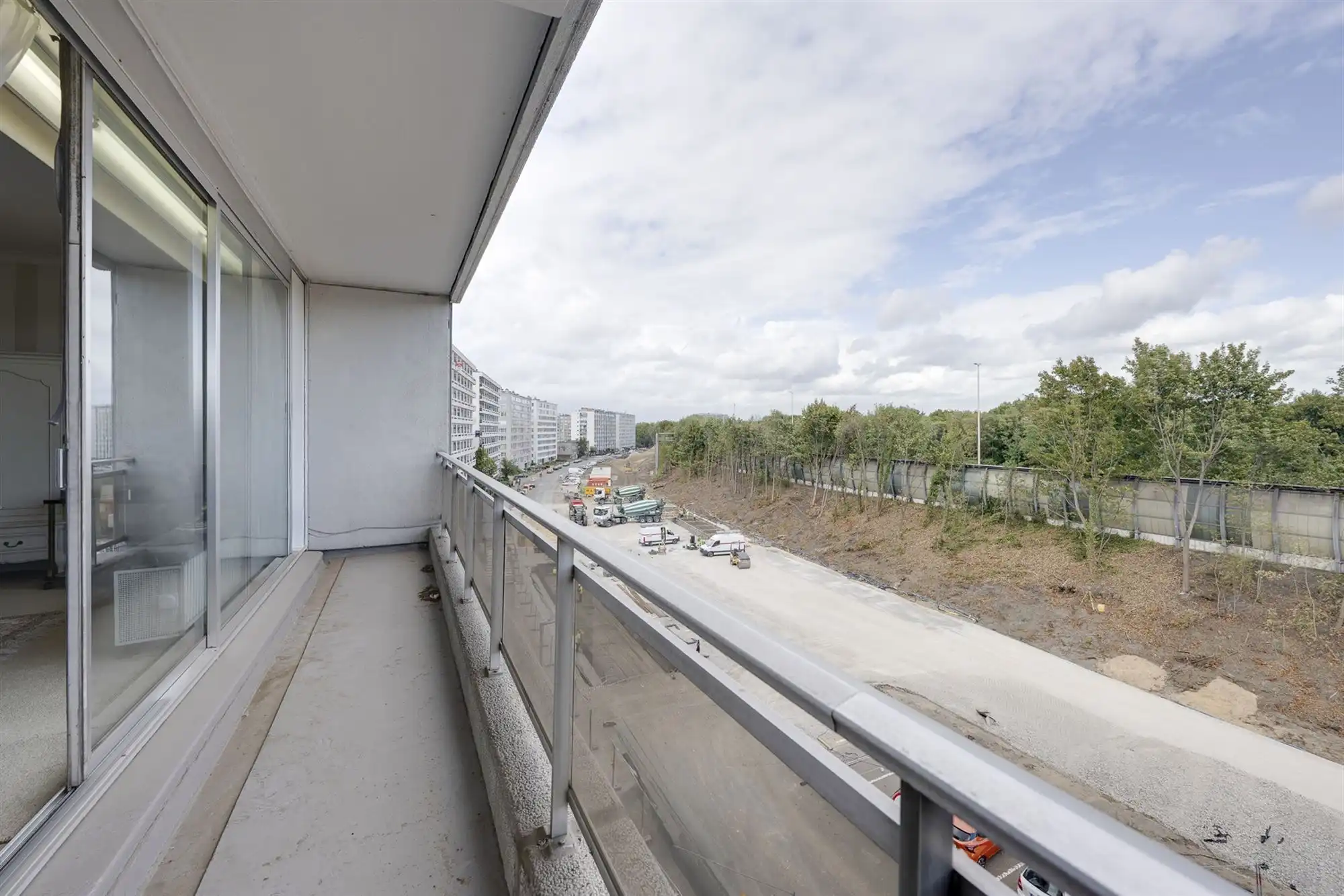 Ruim appartement met 2 slaapkamers inclusief garagebox nabij het Rivierenhof foto 10