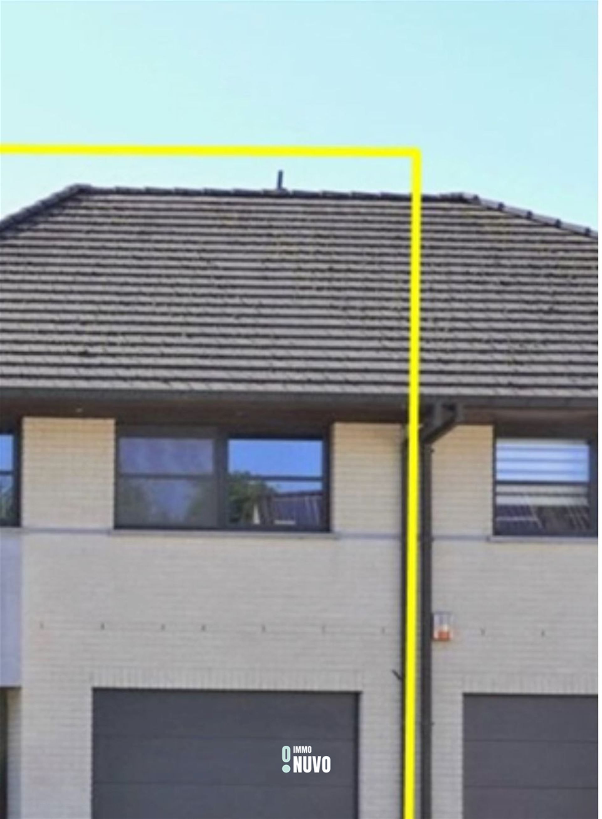 Driegevelwoning foto {{pictureIndex}}