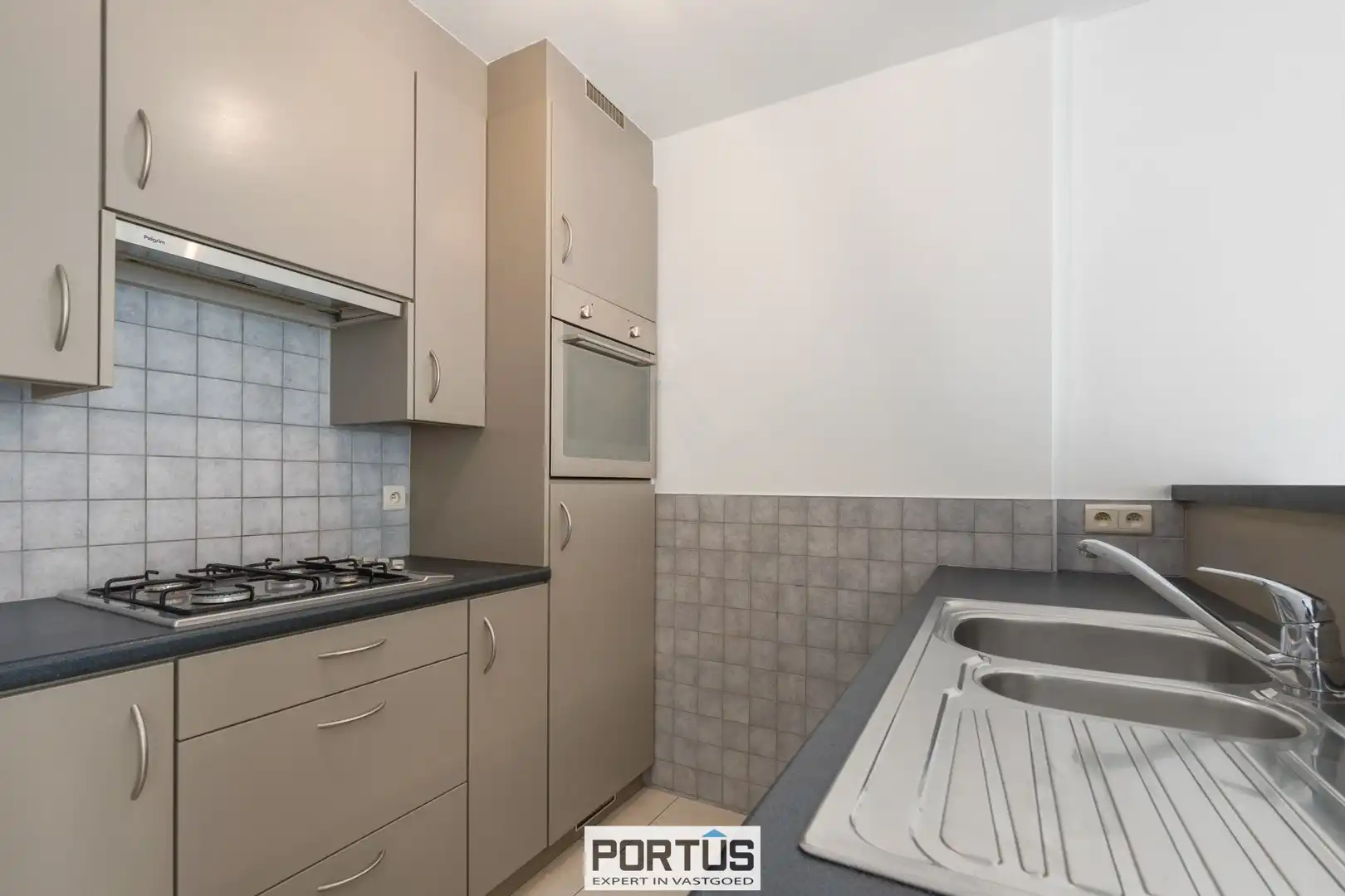Appartement met twee slaapkamers te koop centrum Lombardsiijde foto 6