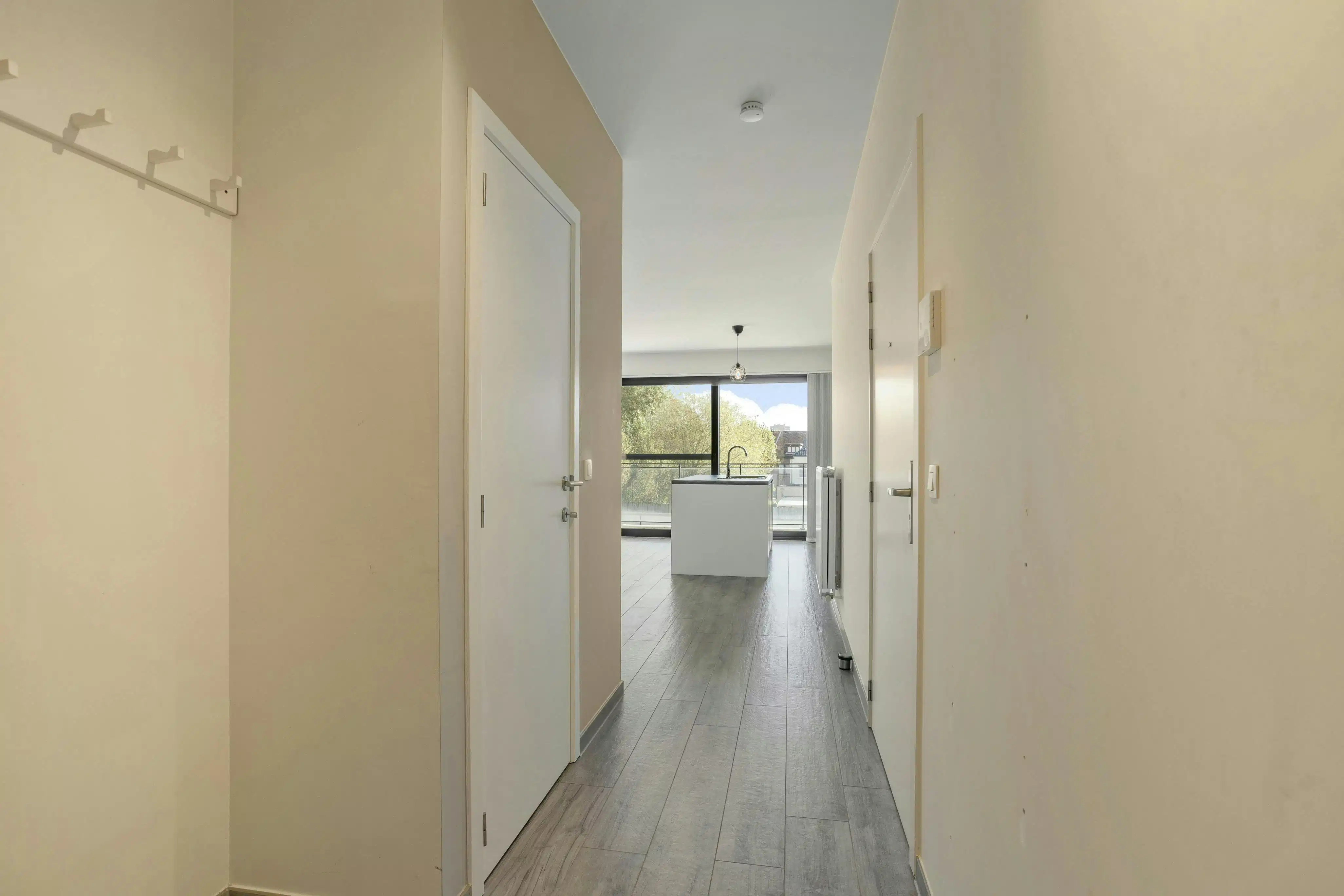 Appartement met 2 slaapkamers, terras en autostaanplaats te koop in Hoboken foto 8