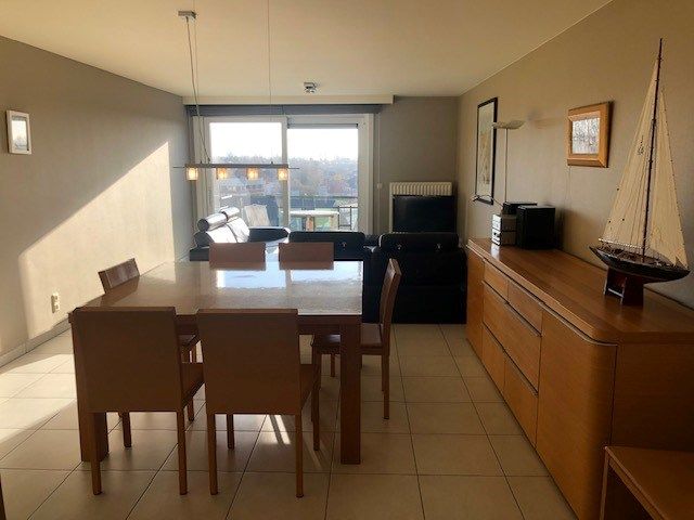GOED GELEGEN APPARTEMENT MET 3 SLAAPKAMERS TE HUUR OP JAARBASIS foto 3